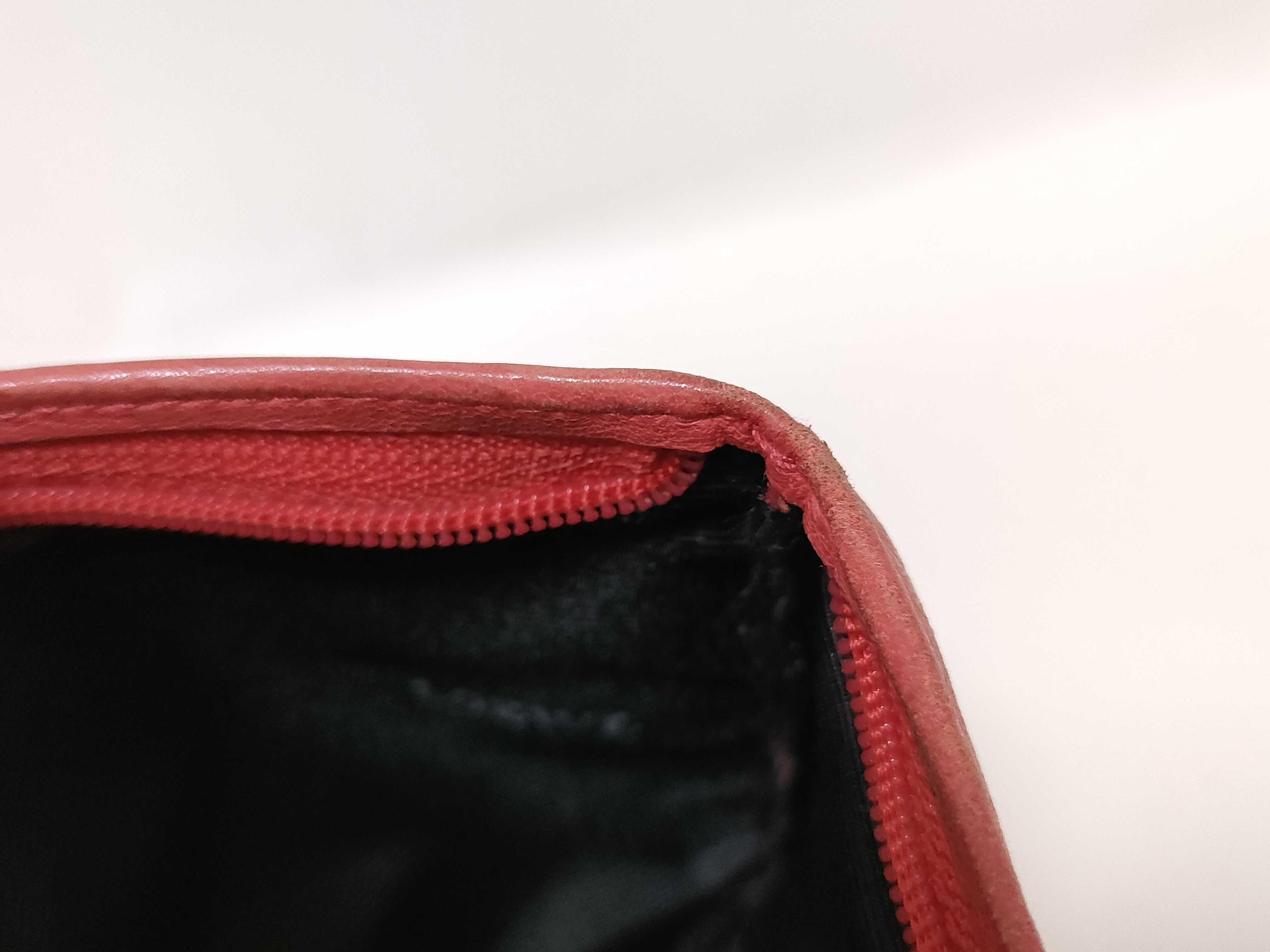 Pouch / Leather and other accessories — view 8