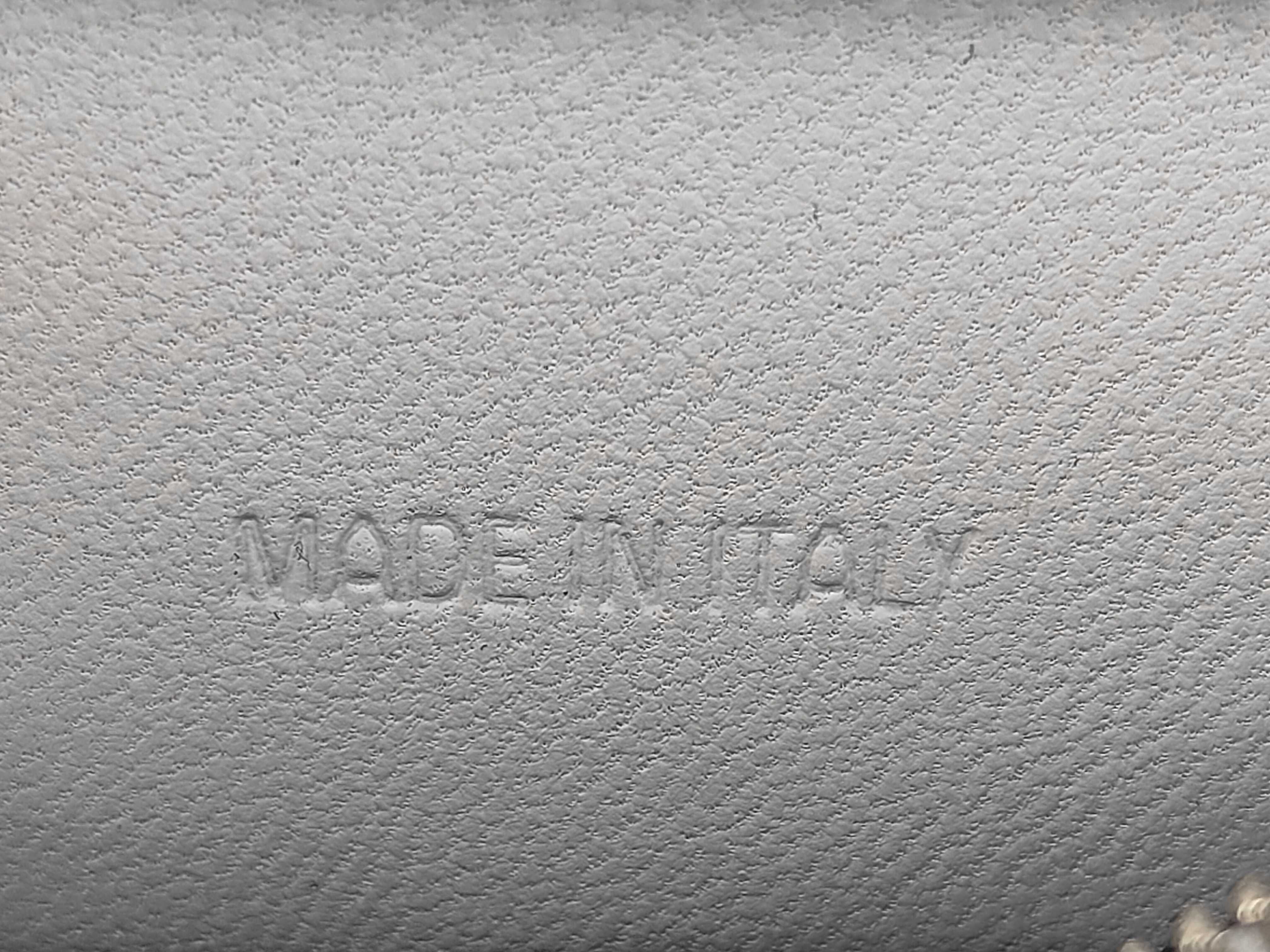 x Adidas Collaboration 2-Way White Handbag — view 13