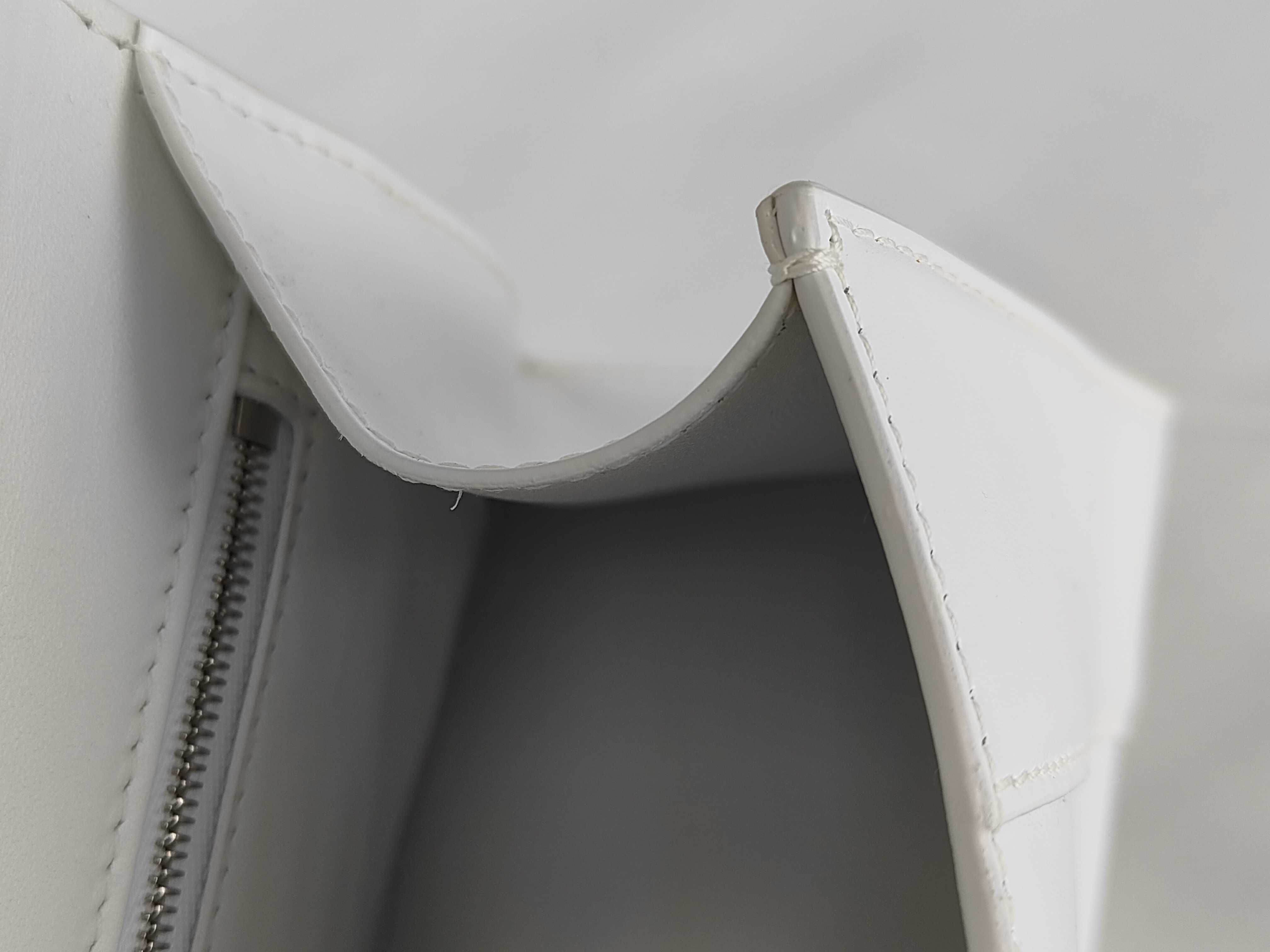 x Adidas Collaboration 2-Way White Handbag — view 15