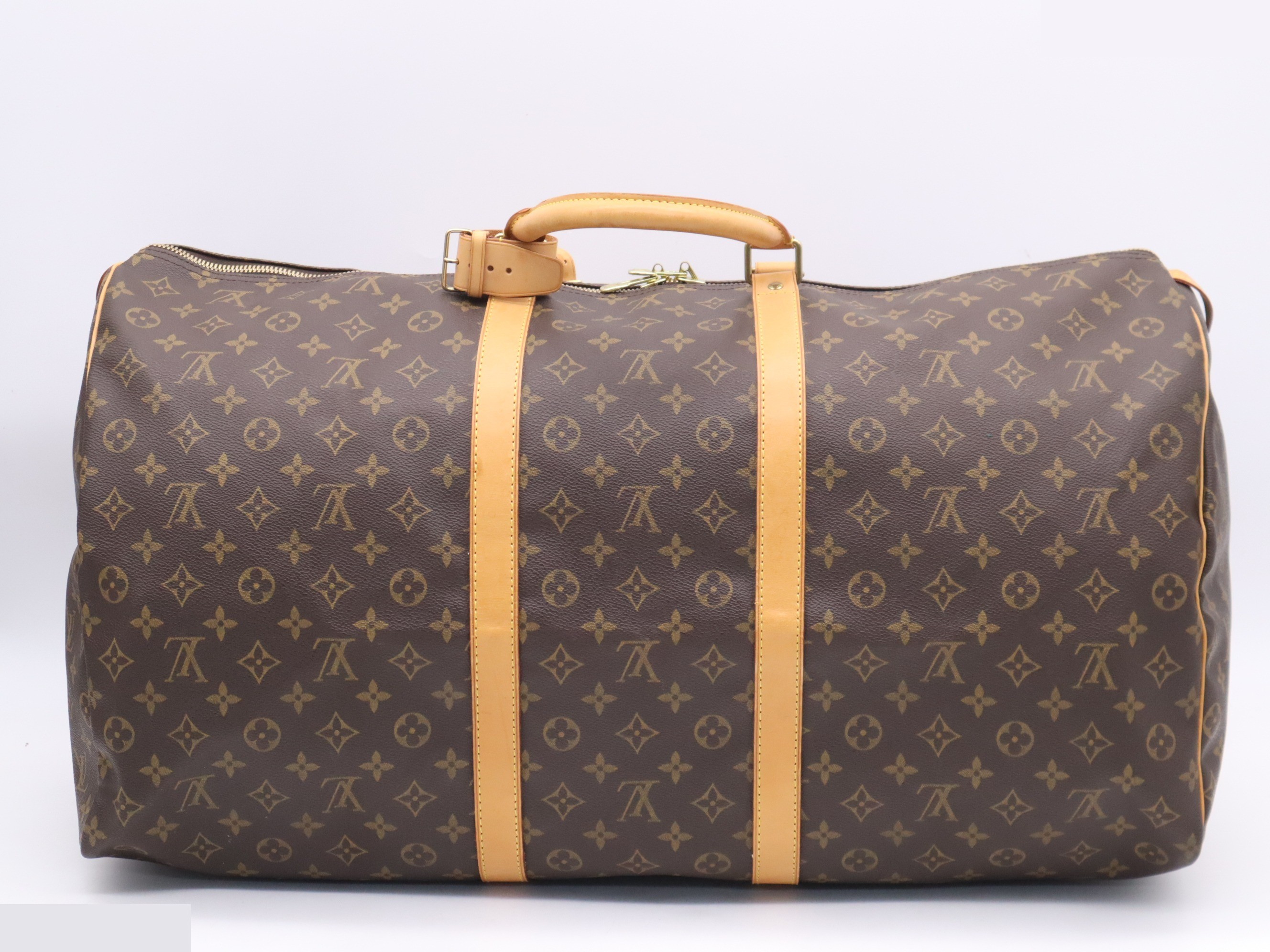 Keepall 60 with name tag and handle. — view 2