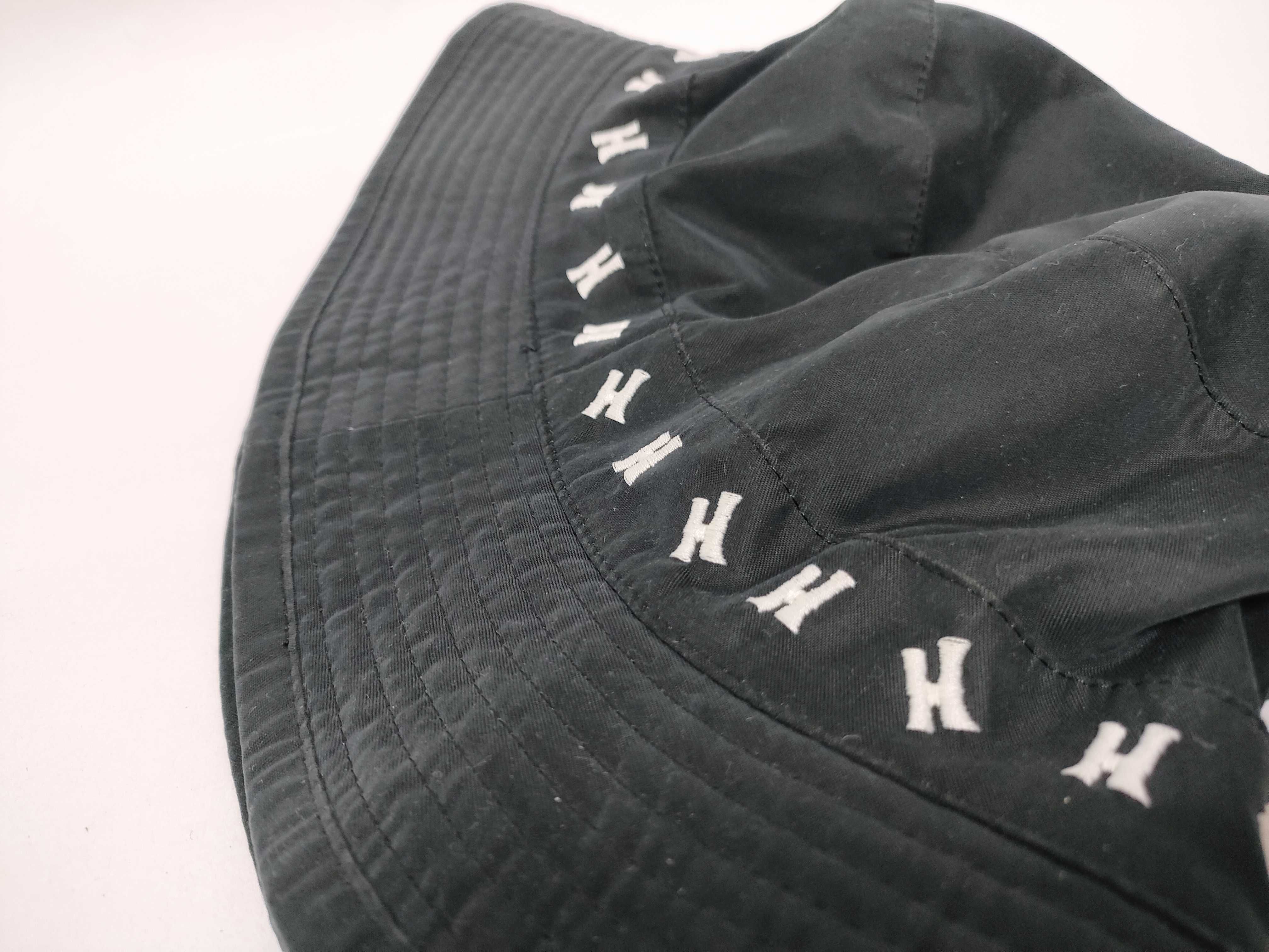 H-logo bucket hat and other accessories — view 9
