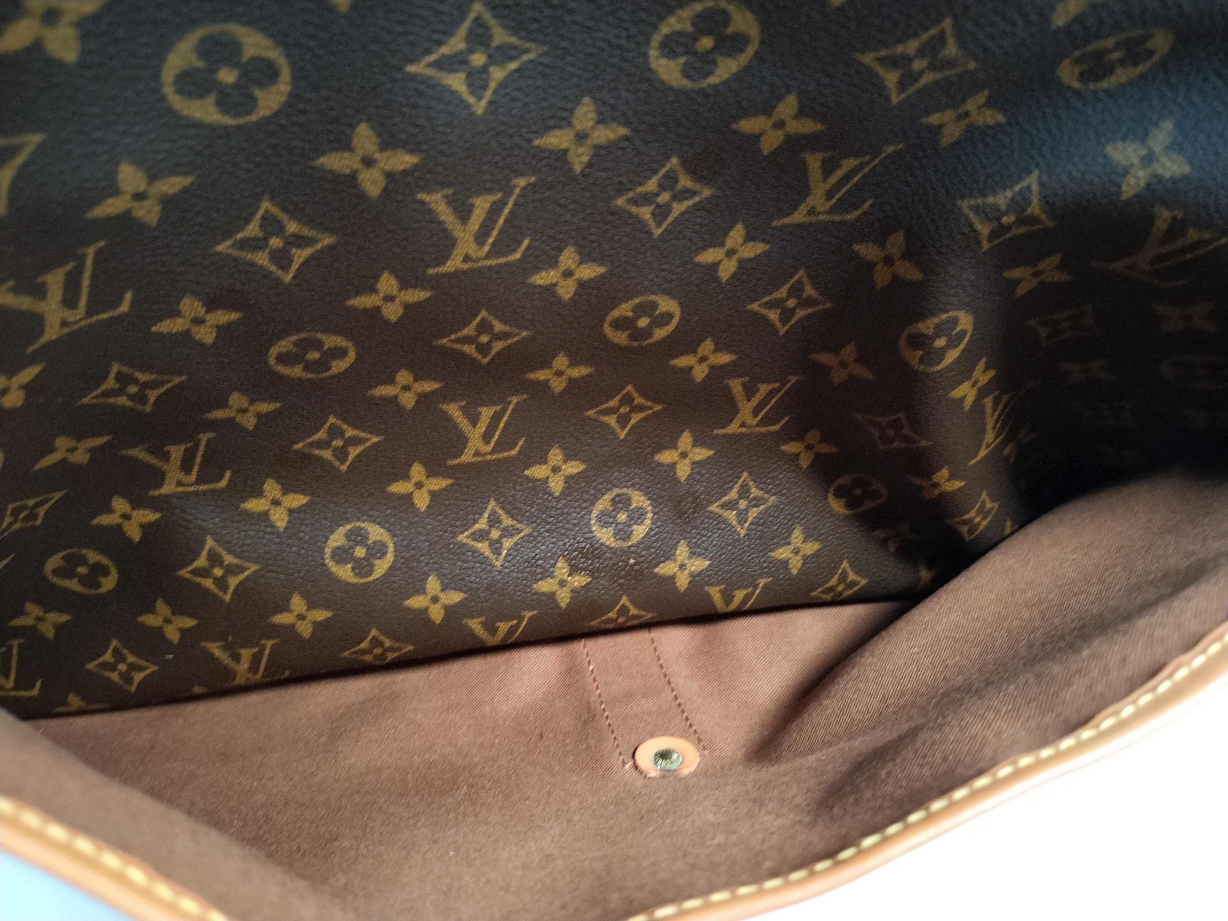 Monogram Sac Chasse M41140 Boston Bag — view 11