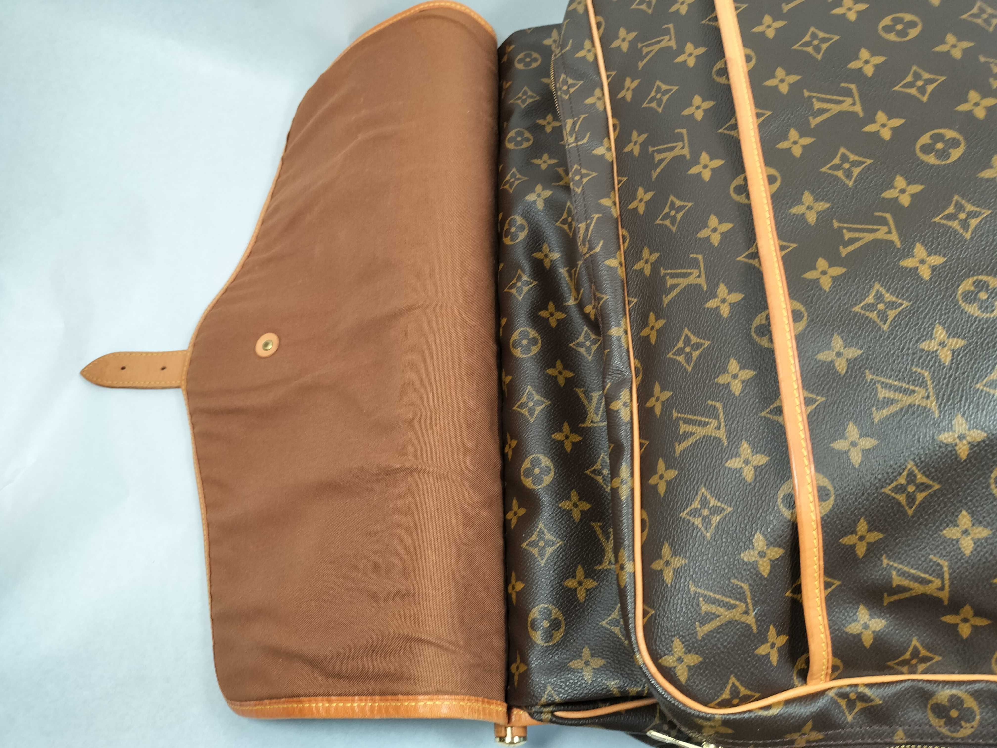 Monogram Sac Chasse M41140 Boston Bag — view 8
