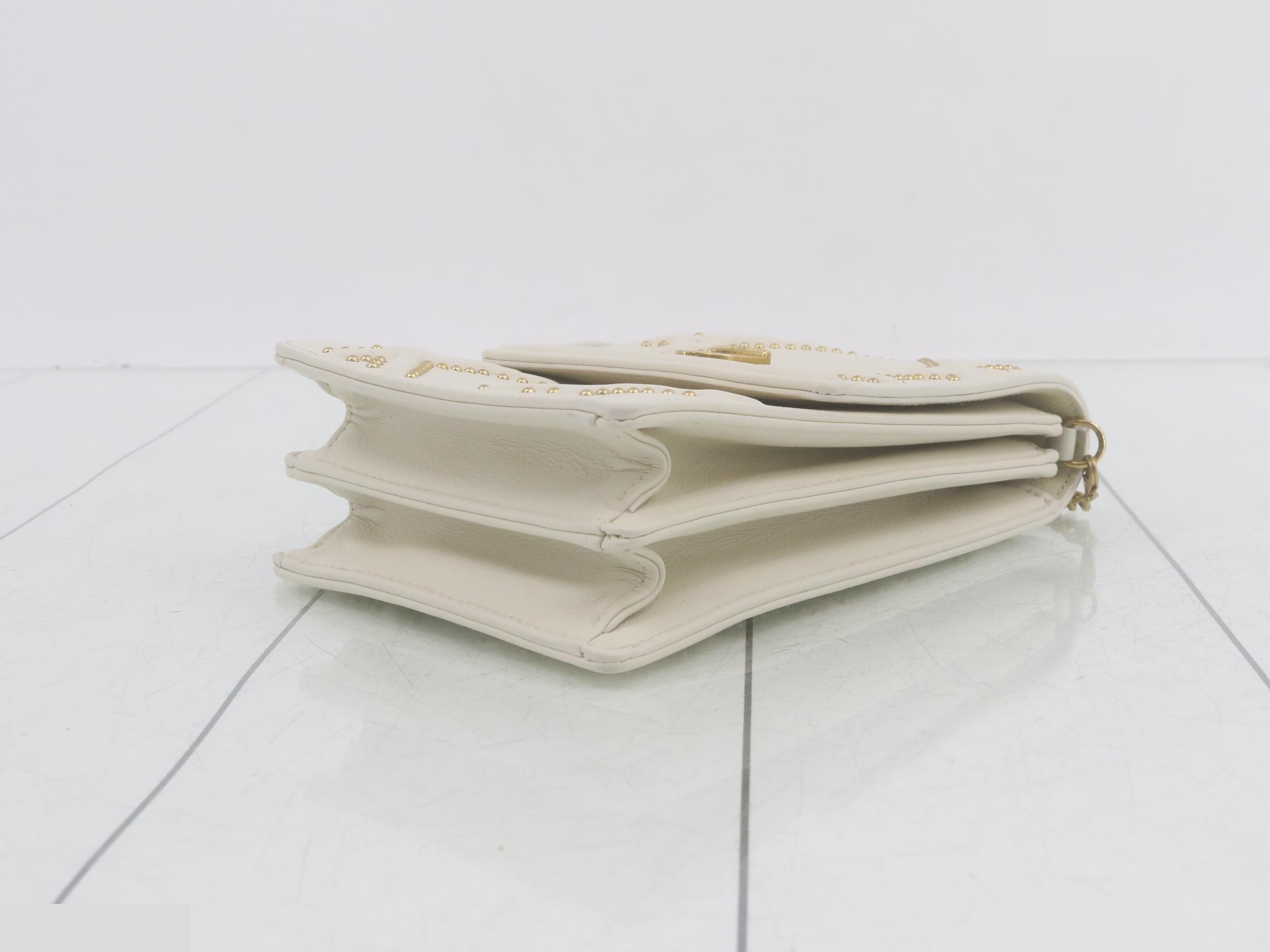 Other lines: Bags & Shoulder Bags - Diorama Leather White — view 6