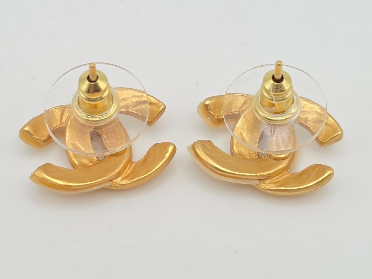 earrings — view 4