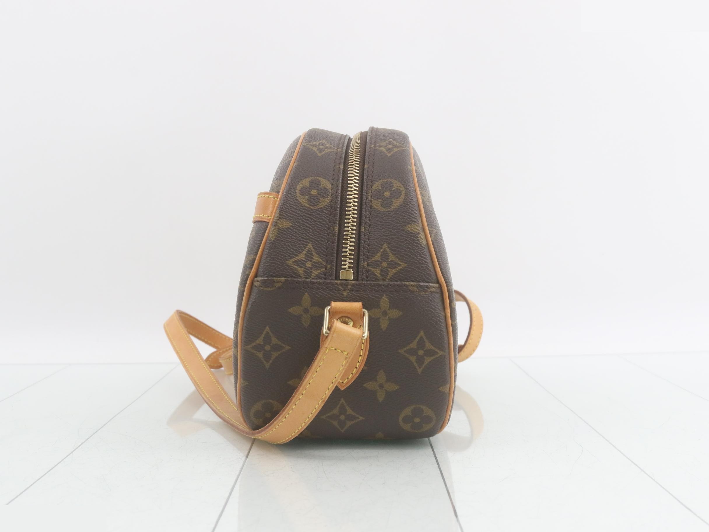 Monogram Blois Shoulder Bag M51221 — view 3