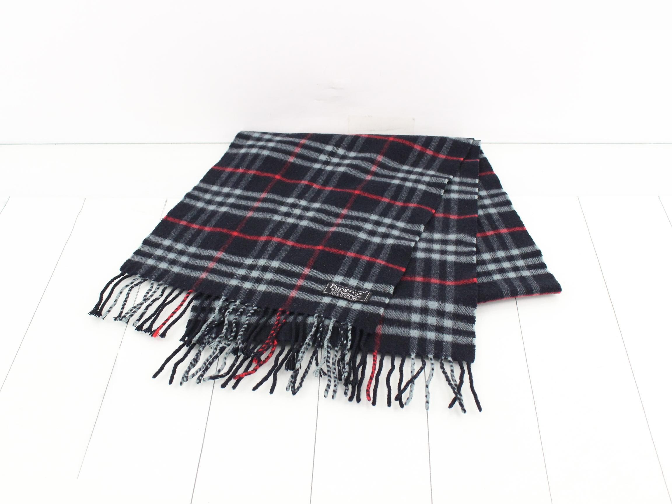 Nova Check Scarf, Navy — view 2