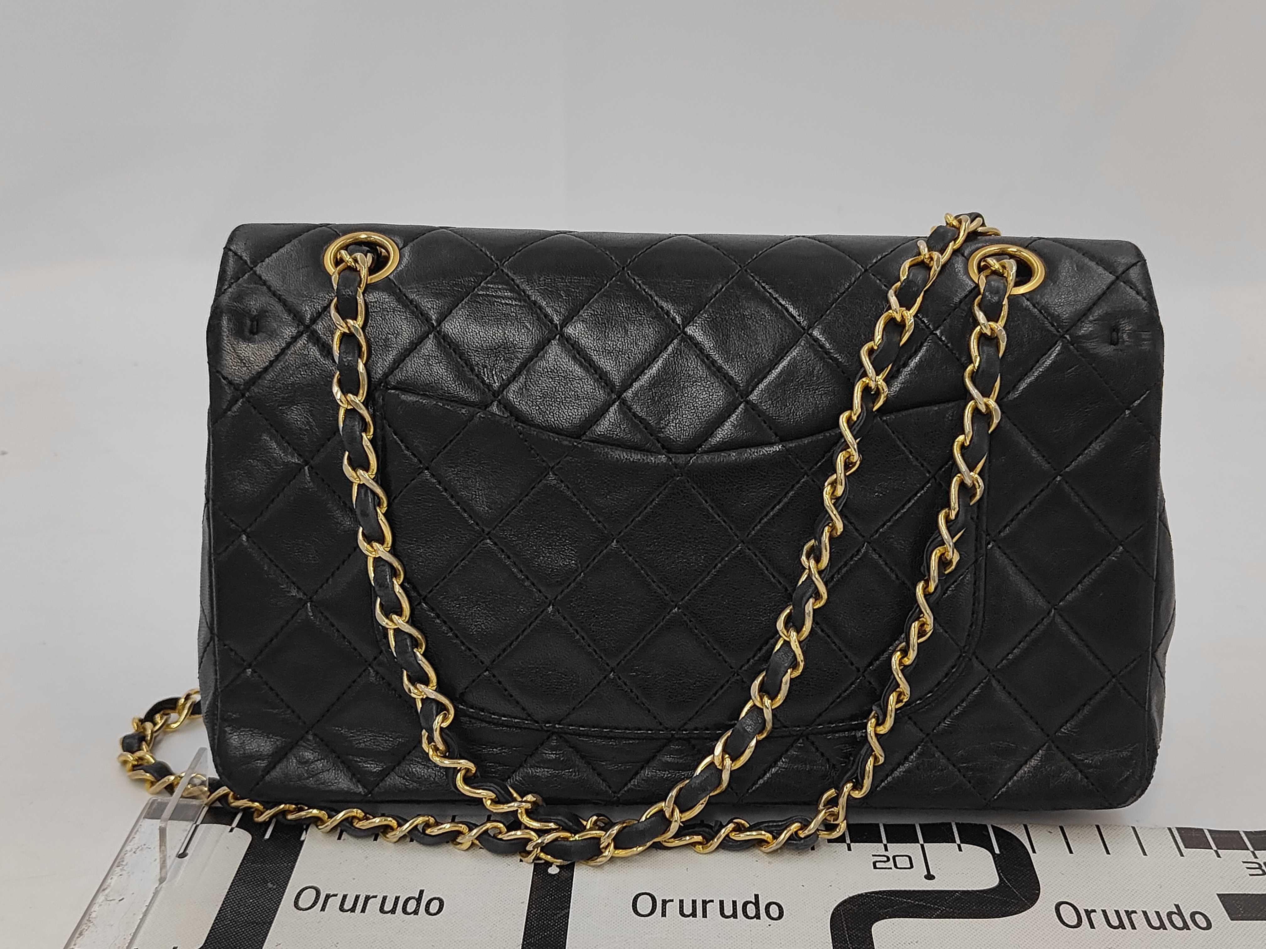 Matelassé 25 Double Flap Double Chain Lambskin Shoulder Bag — view 2