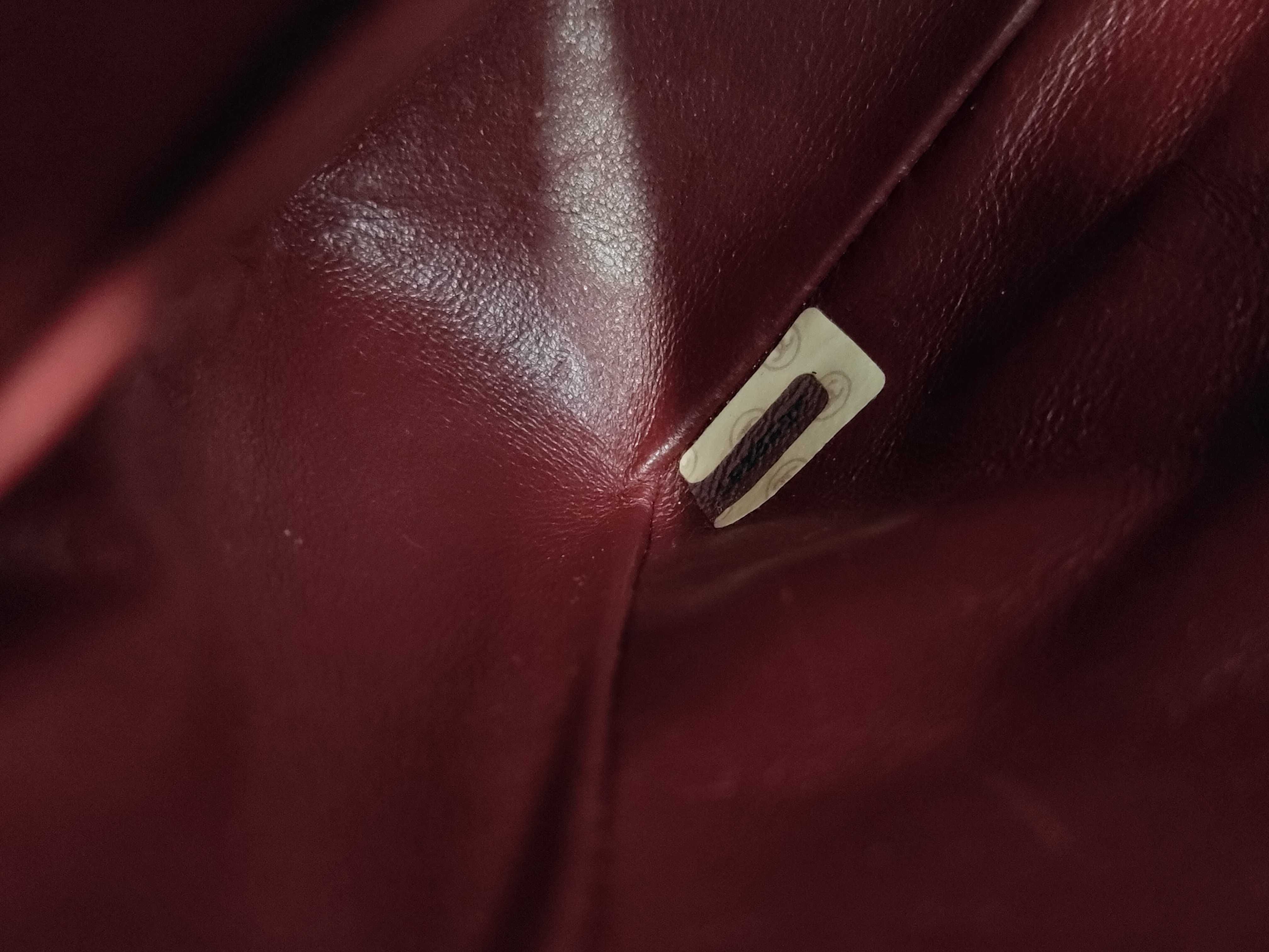 Matelassé 25 Double Flap Double Chain Lambskin Shoulder Bag — view 9