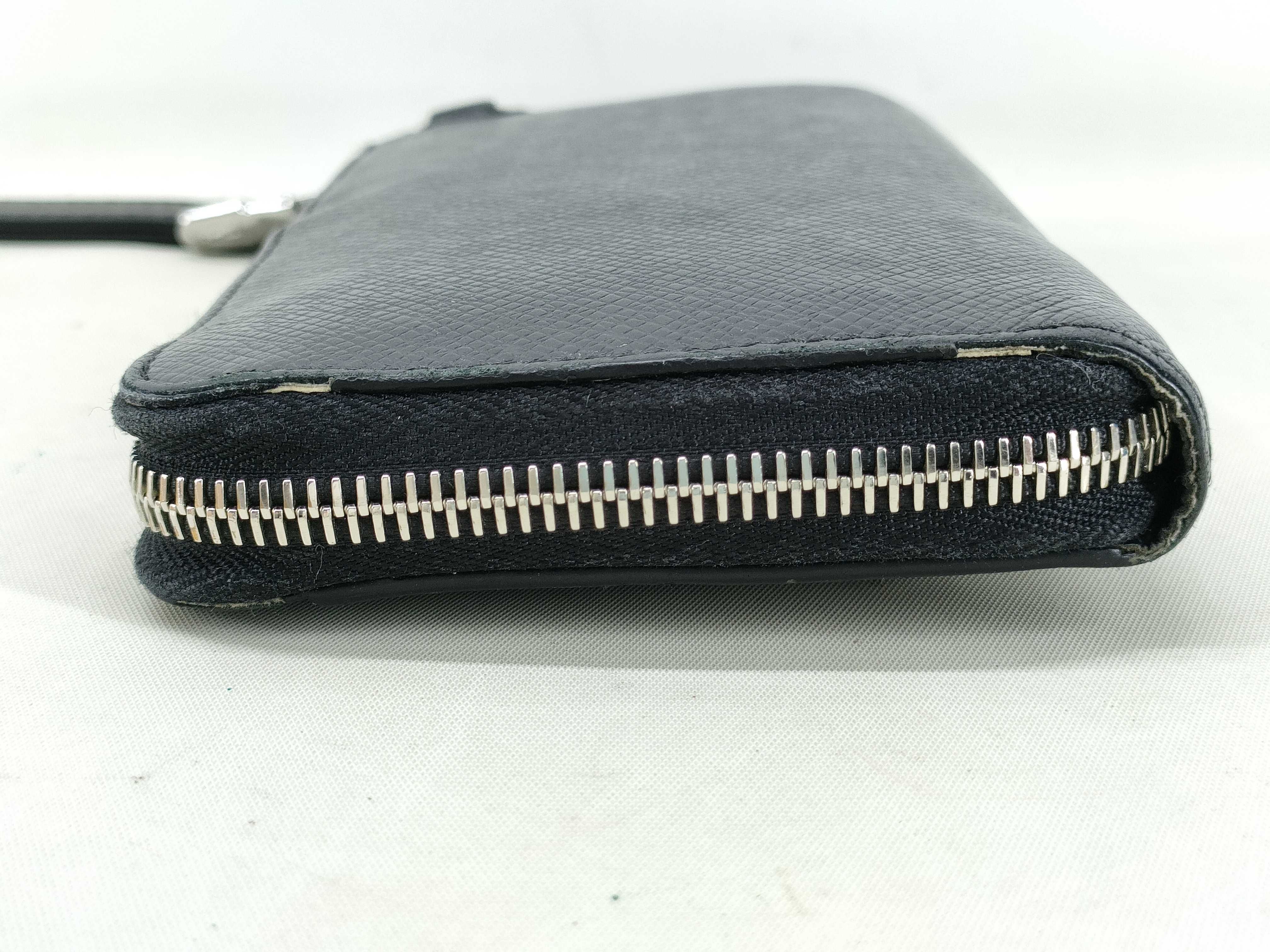 Taiga M69409 Taiga Zippy Dragonne Wallet — view 4