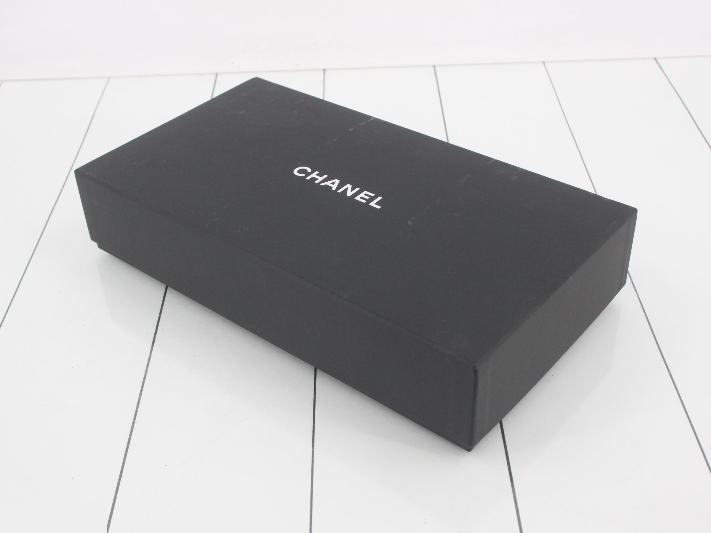Clutch bag — view 7