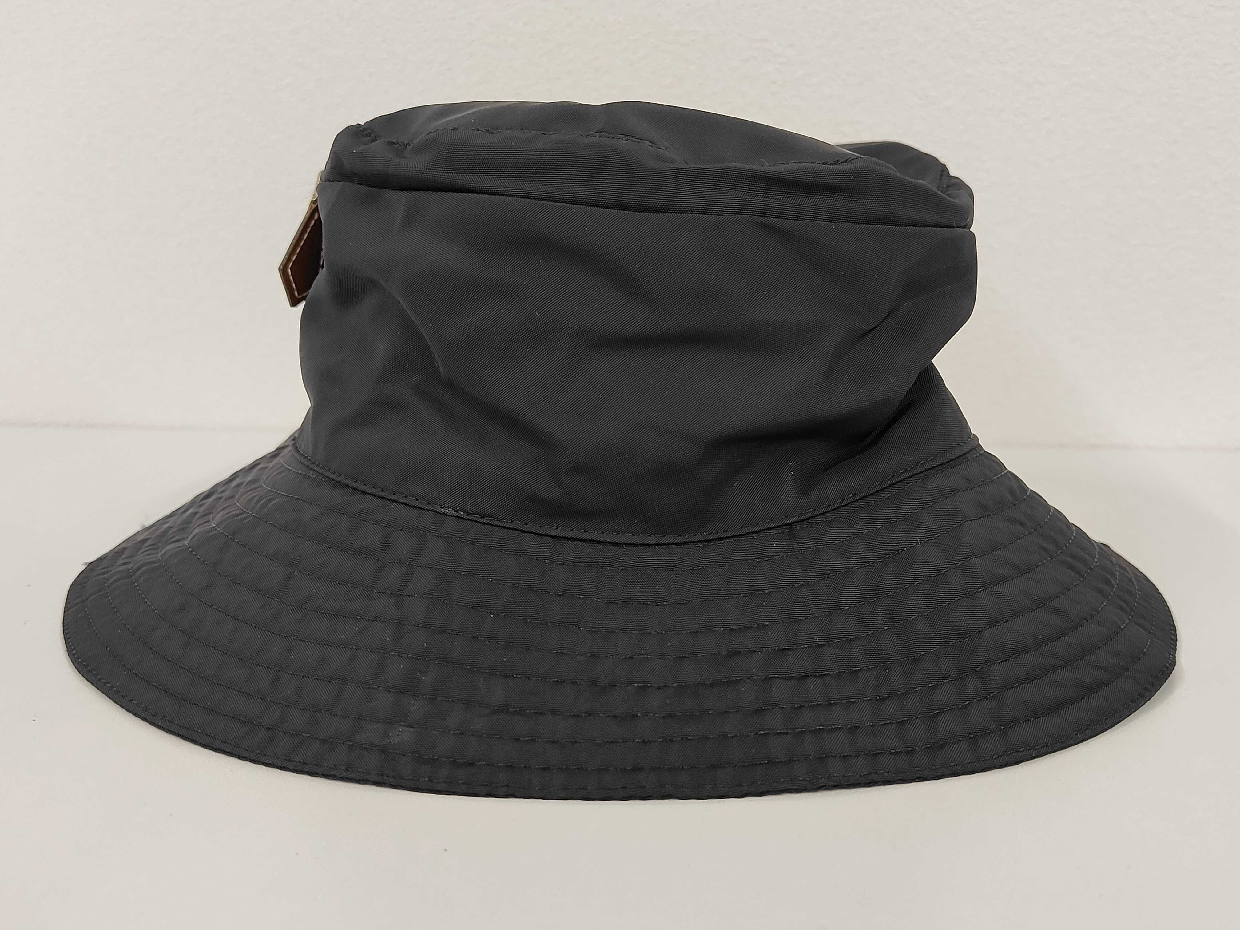 Hats and other accessories — view 2