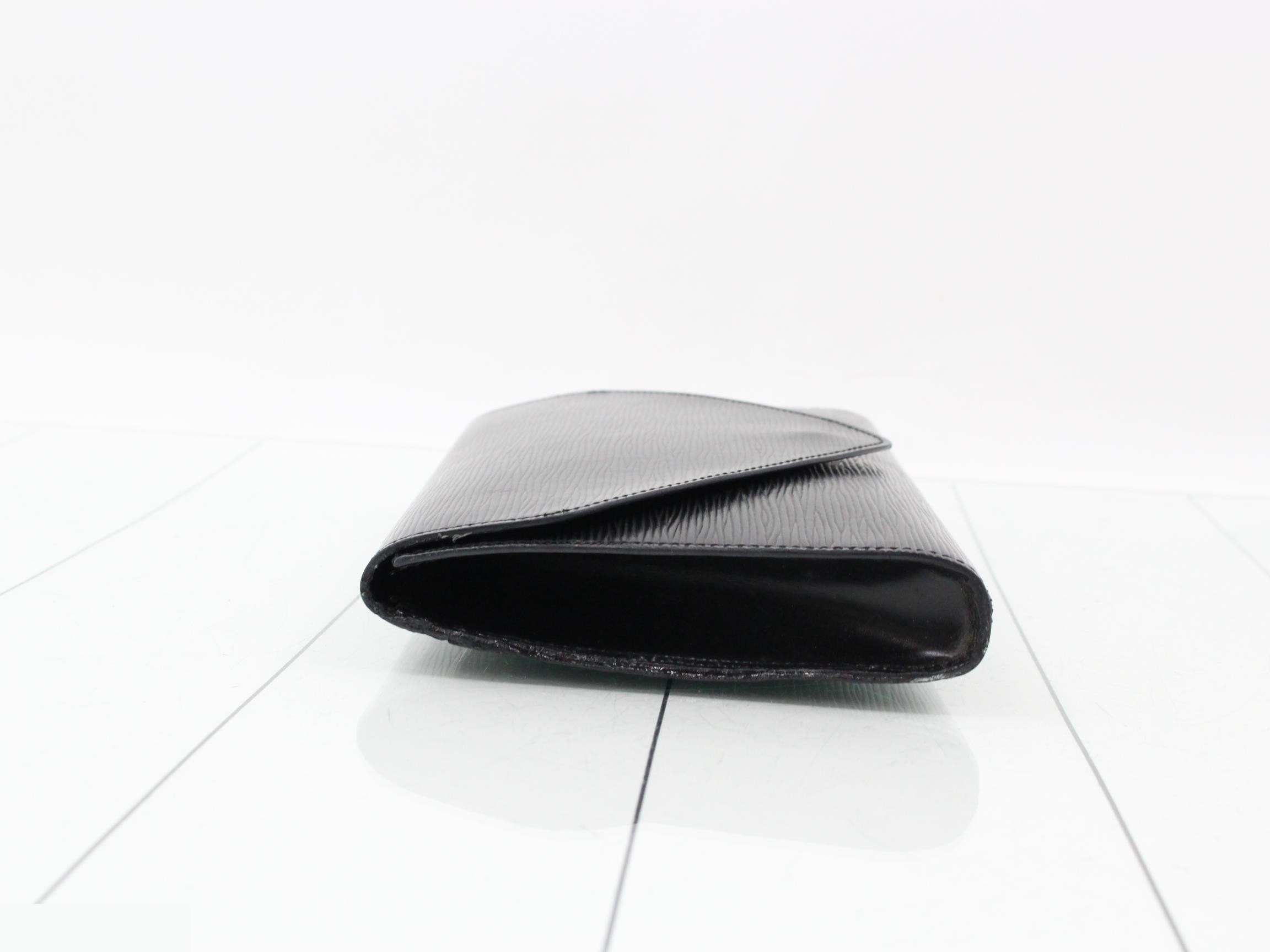 Epi Leather Second Bag — view 4