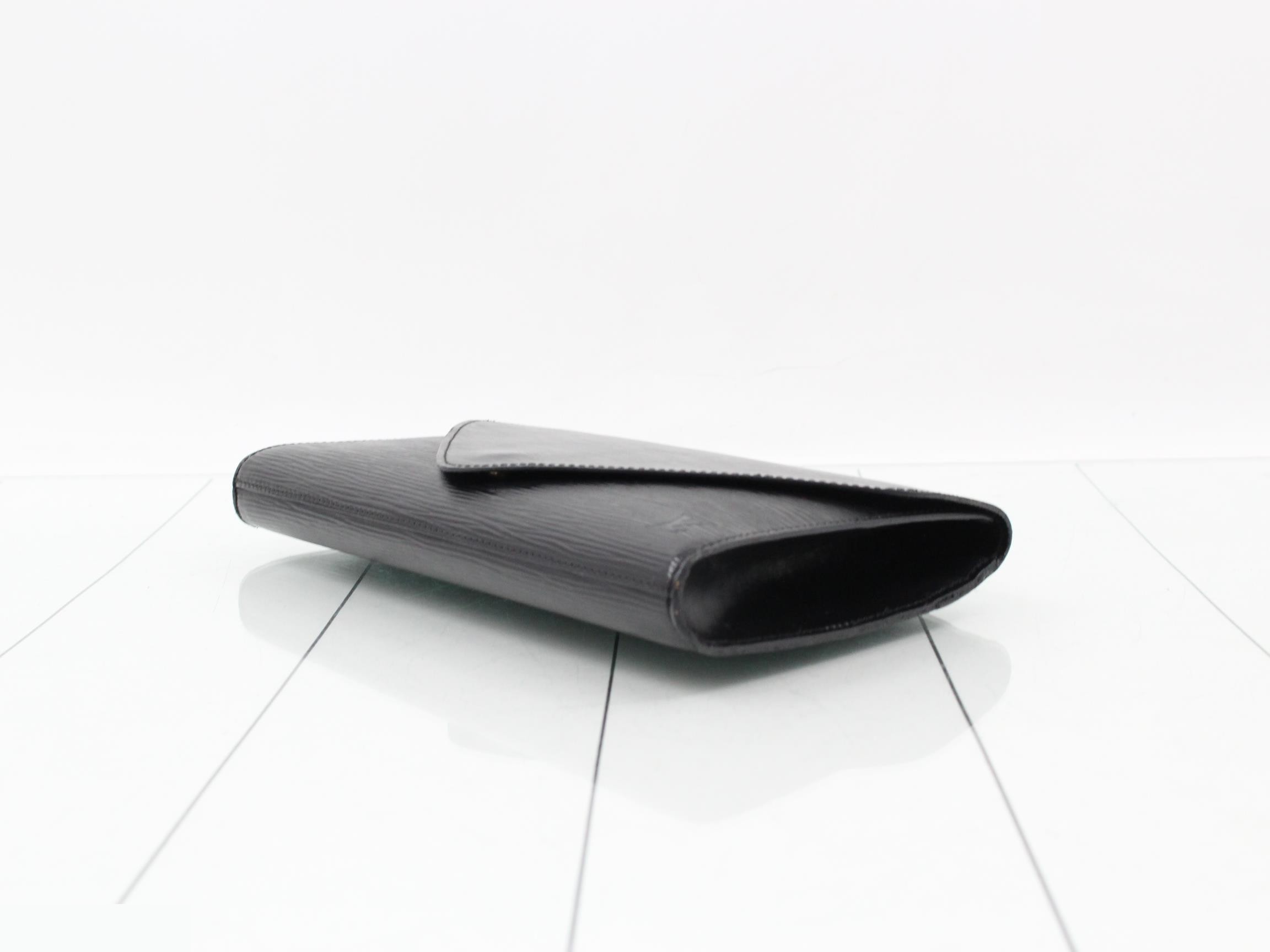 Epi Leather Second Bag — view 6