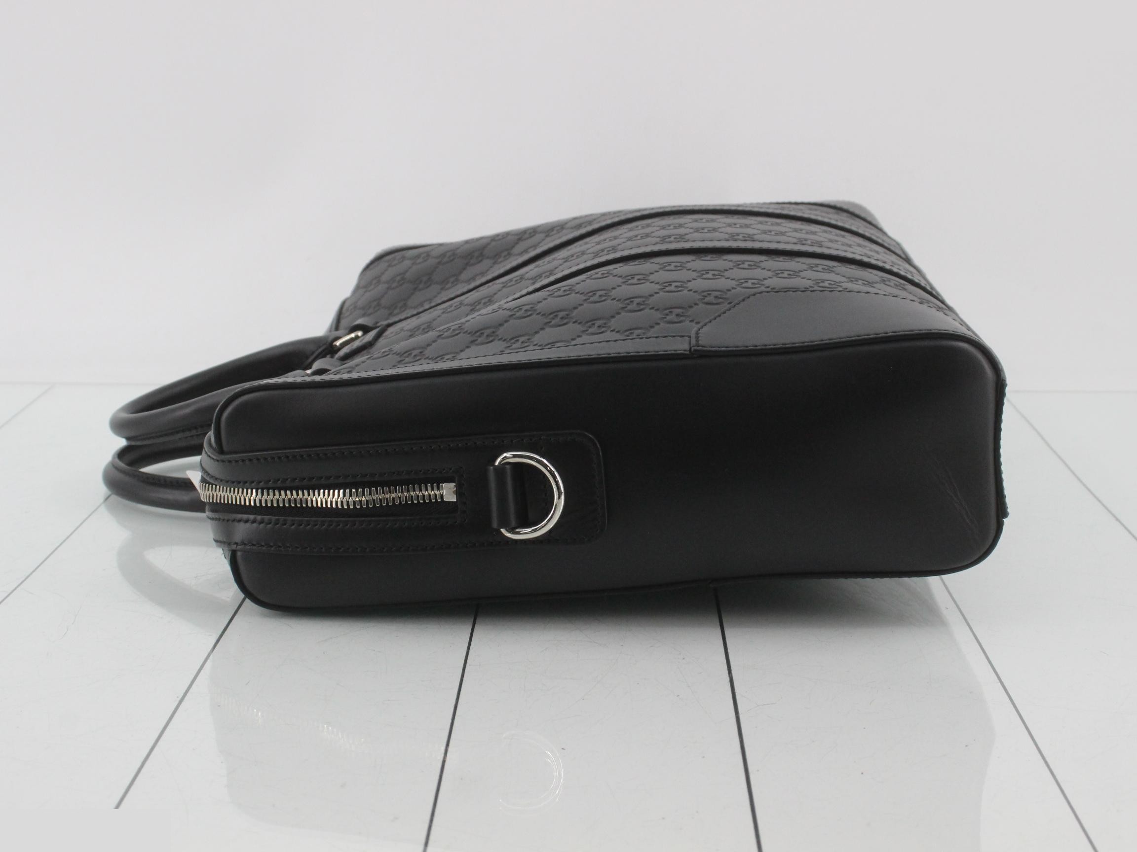 handbag — view 4