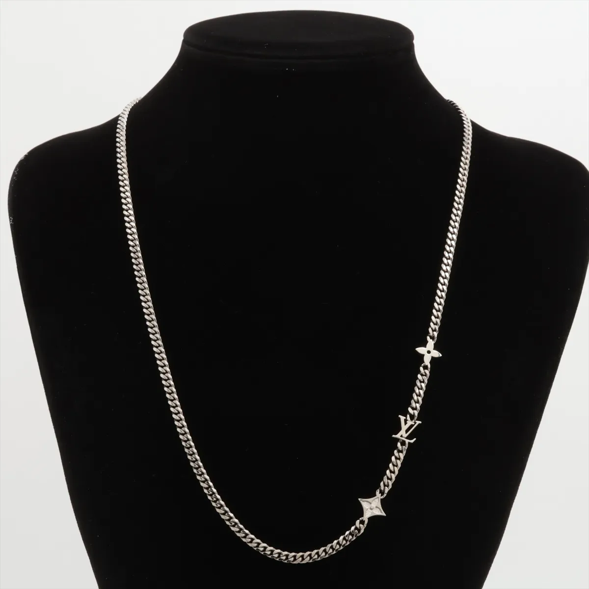 M01490 Monogram Row RM3273 Necklace Metal Silver — view 6