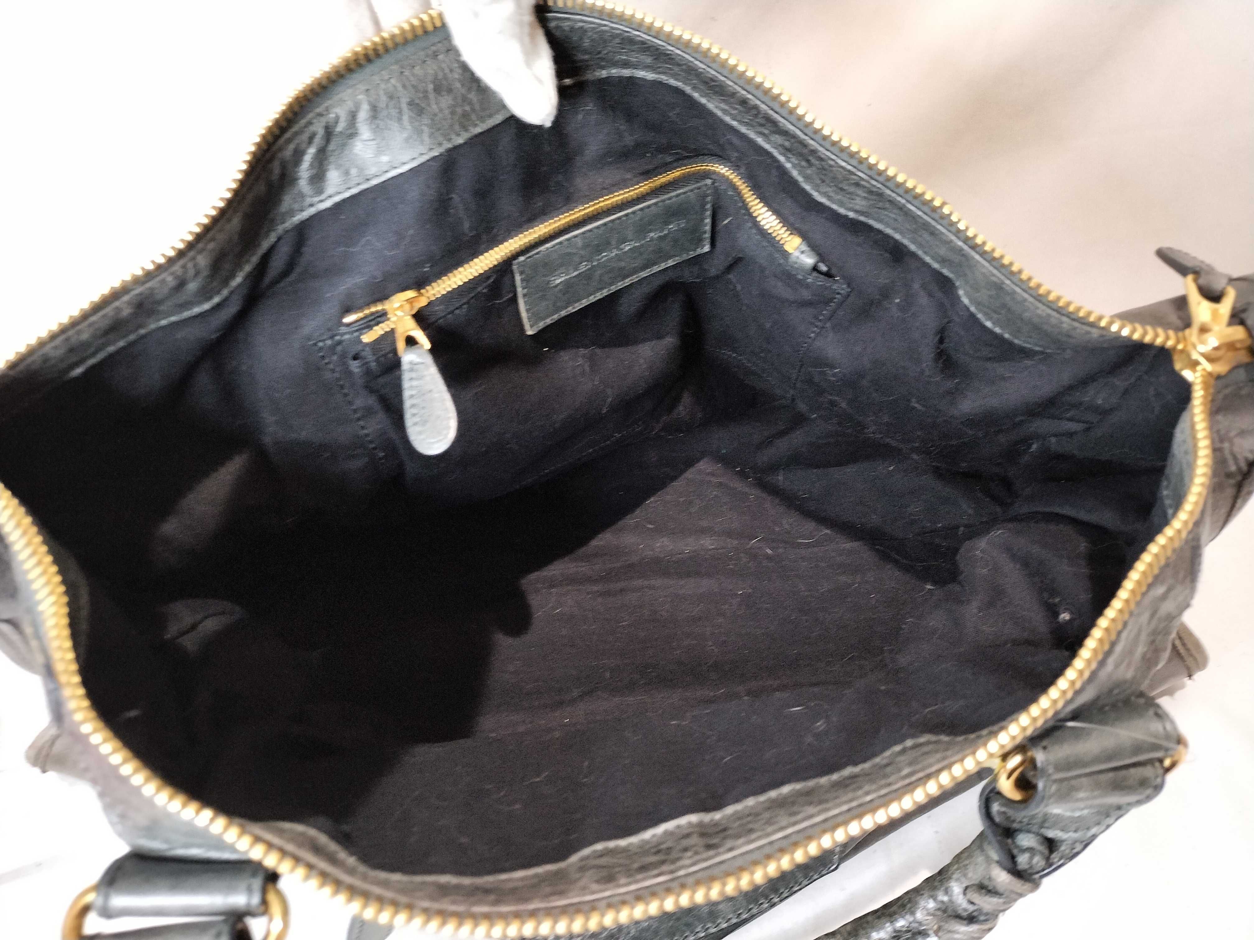 The Giant City Balenciaga City Large Handbag — view 9