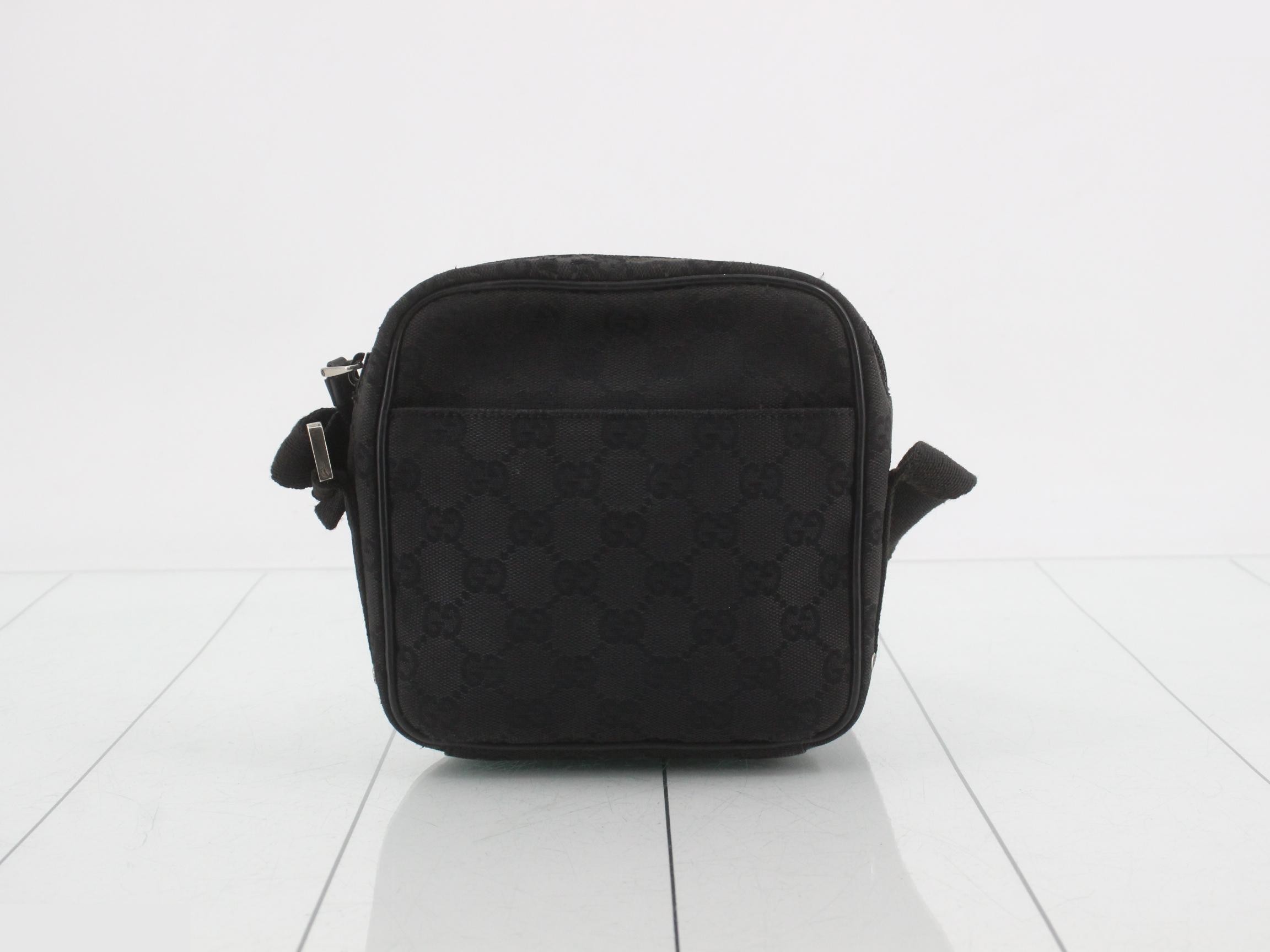 shoulder bag — view 2