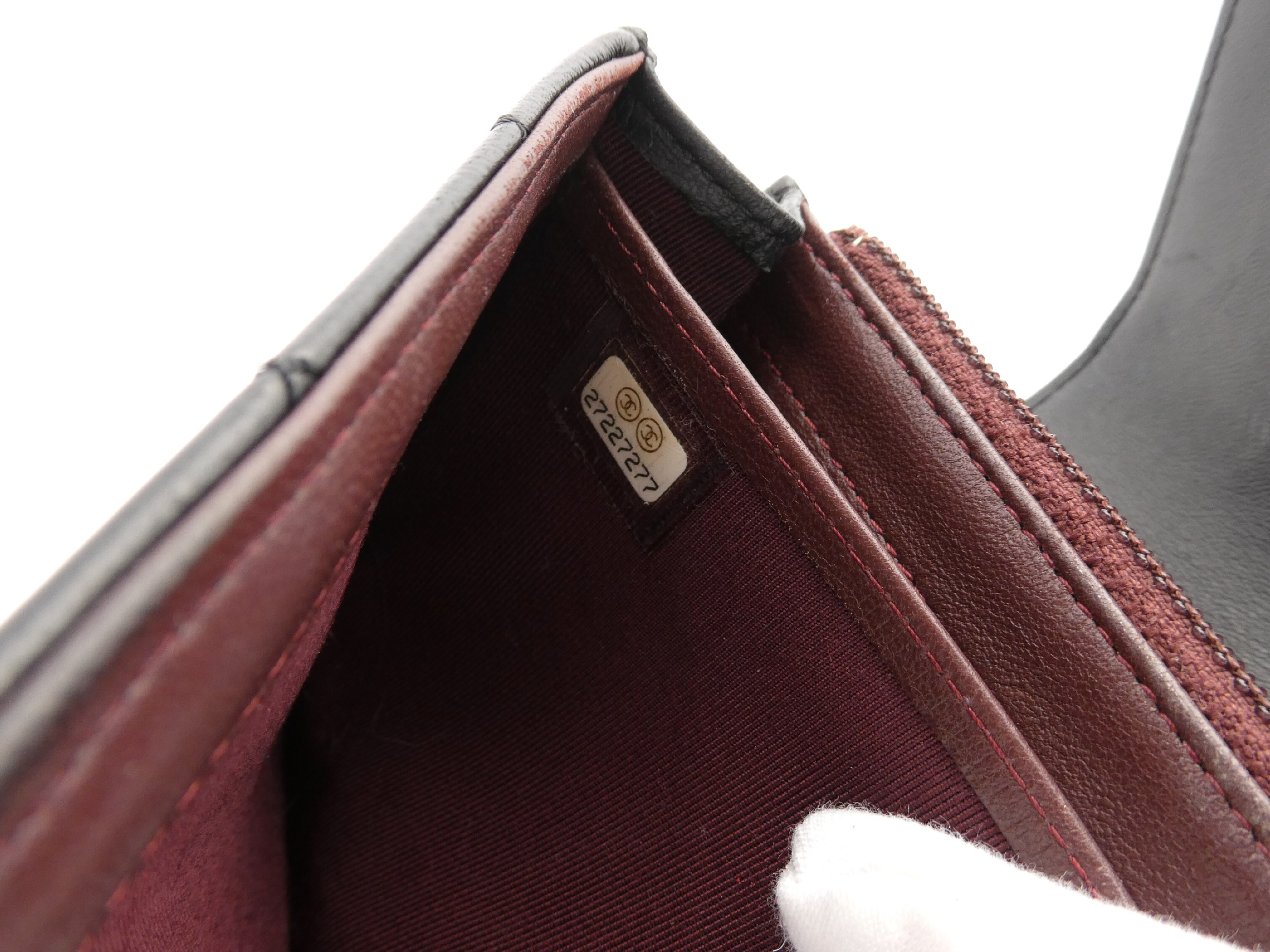 Matelassé Coco Mark Wallet — view 9