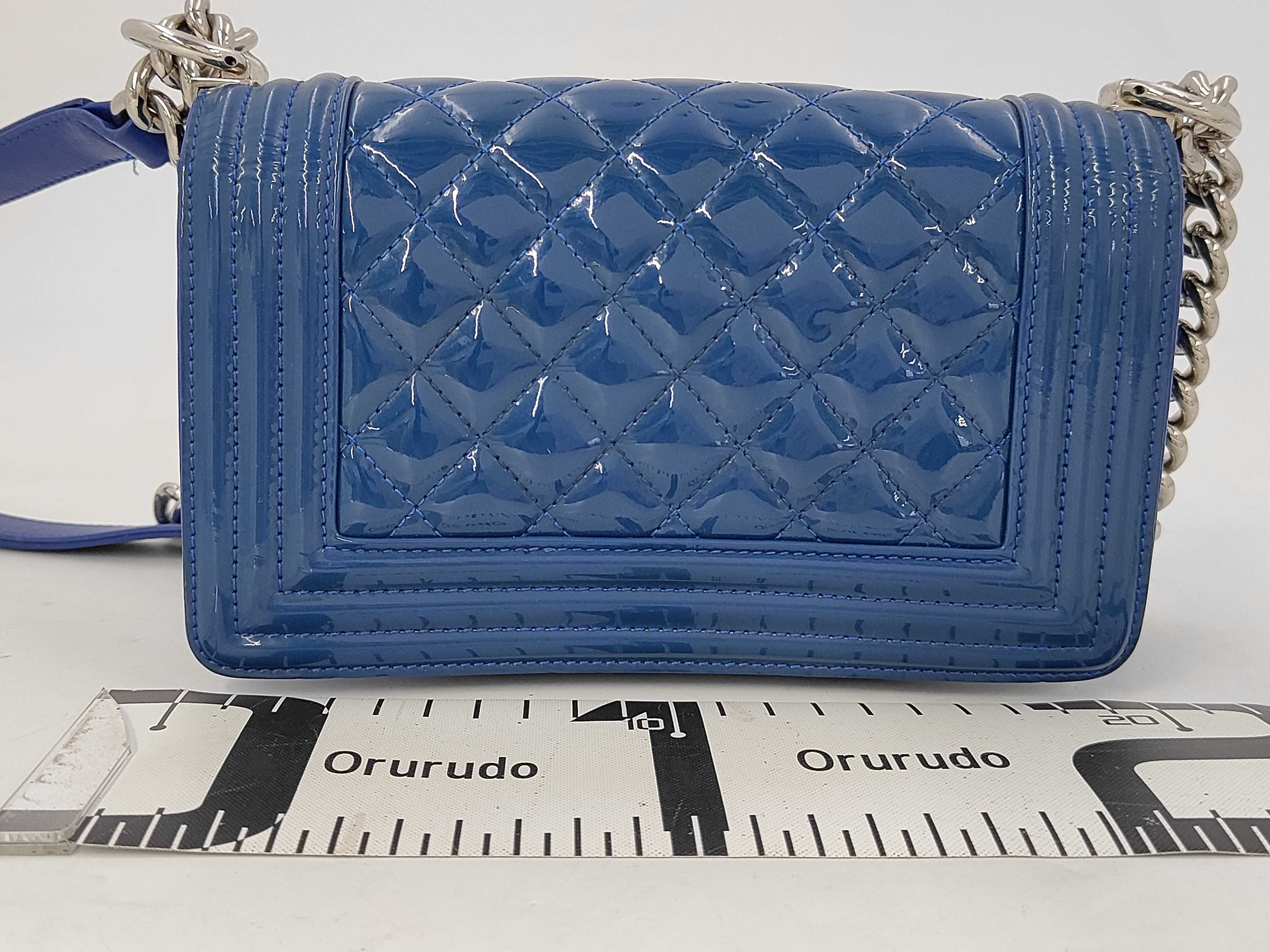 shoulder bag — view 2