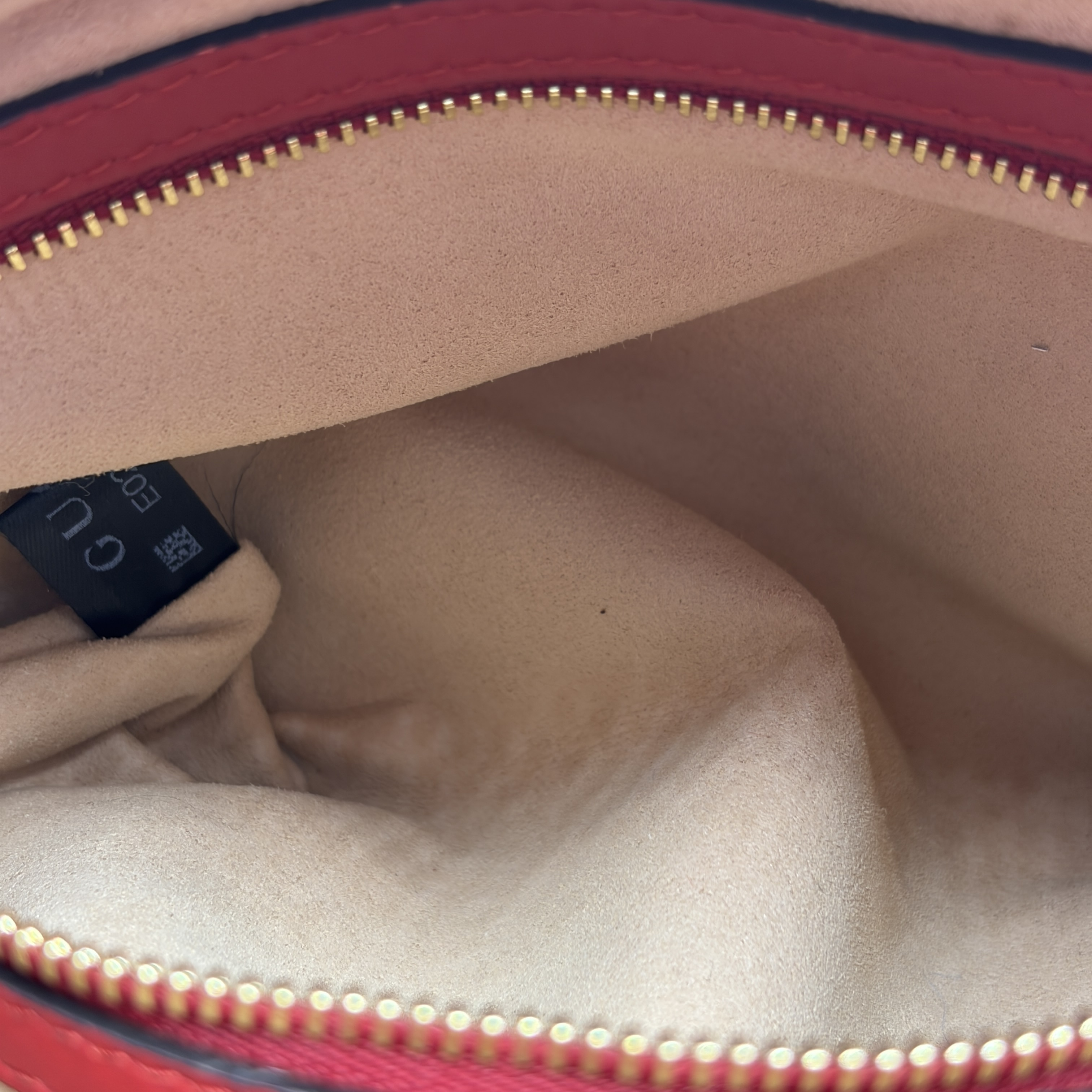 GG Blooms GG Supreme Shoulder Bag — view 13