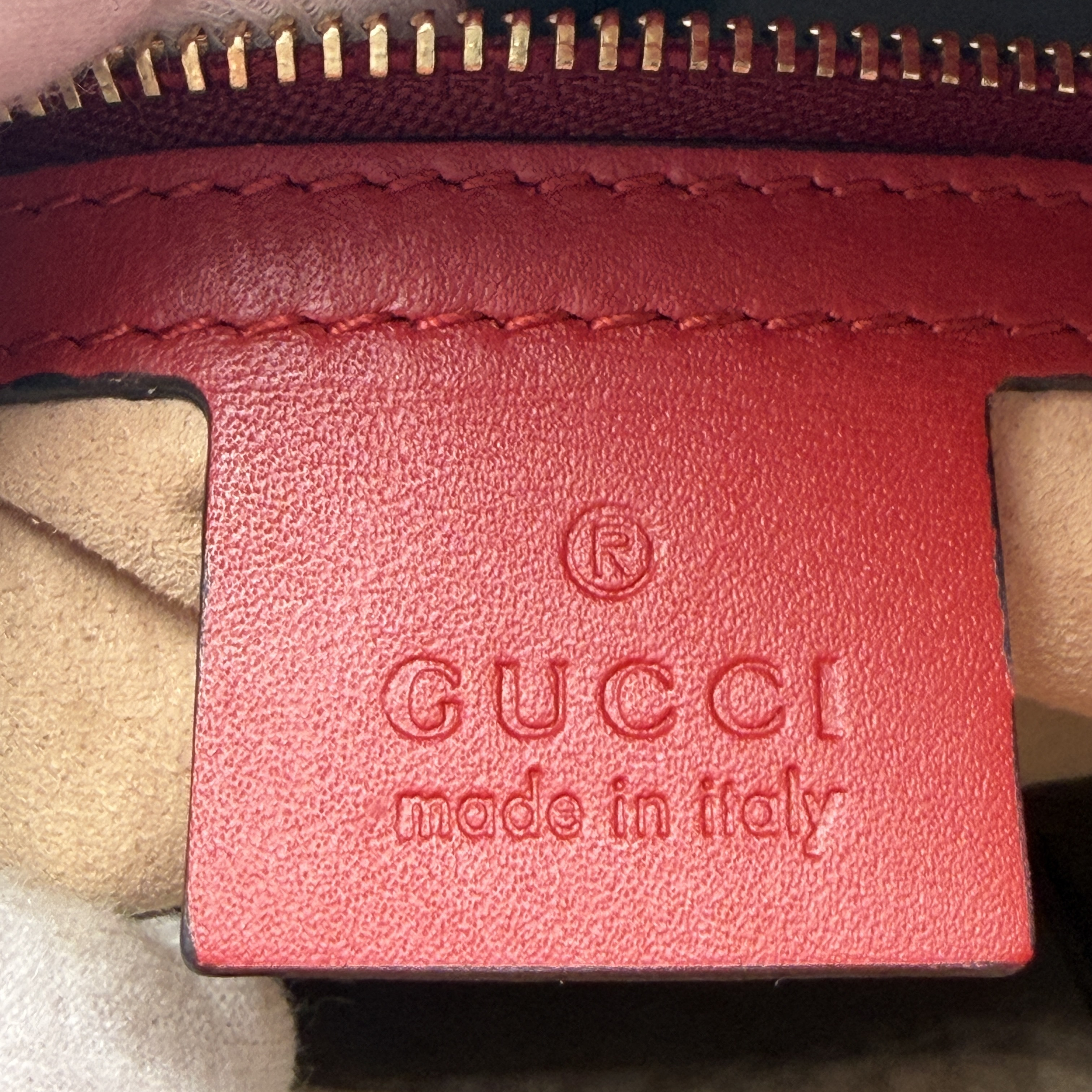 GG Blooms GG Supreme Shoulder Bag — view 14