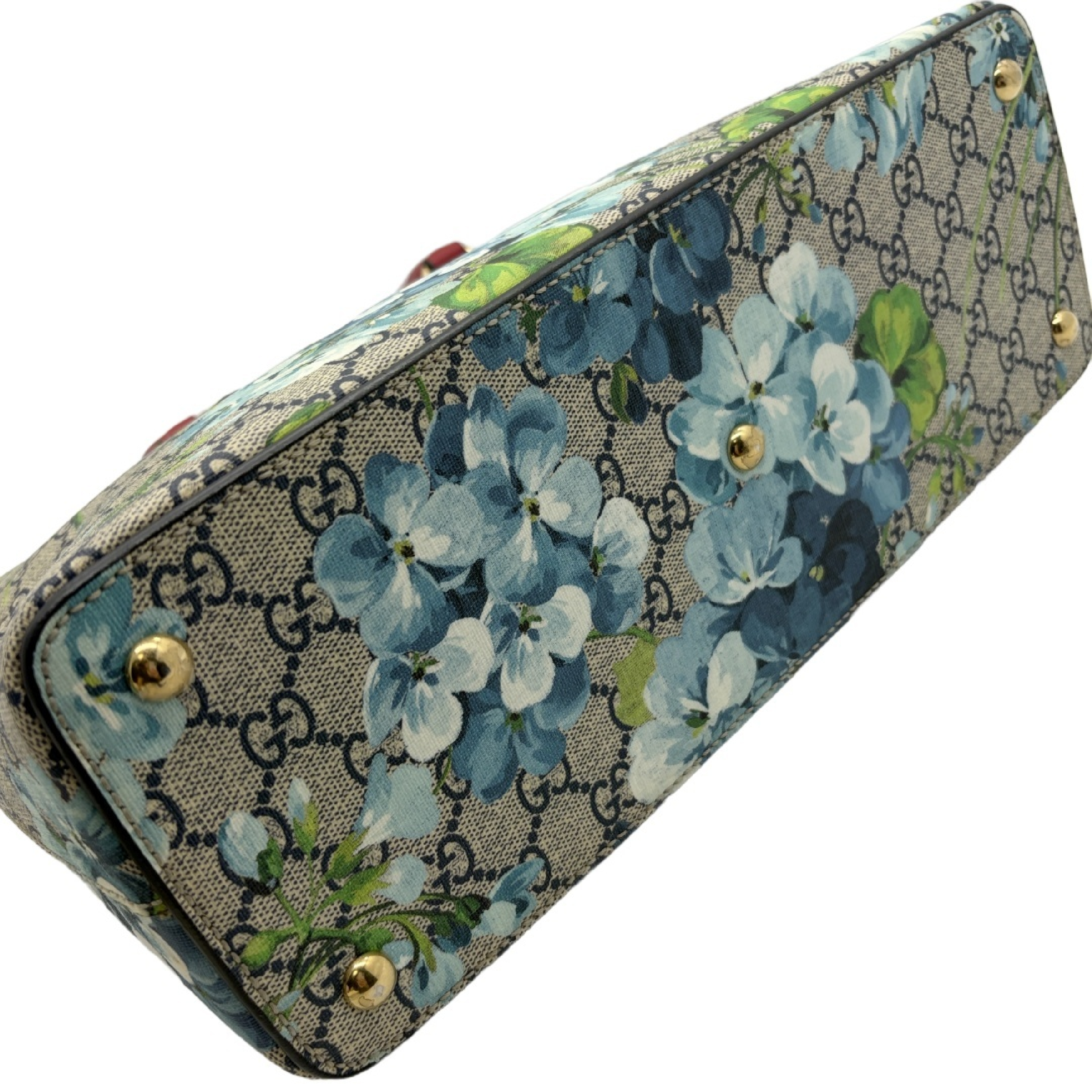 GG Blooms GG Supreme Shoulder Bag — view 5