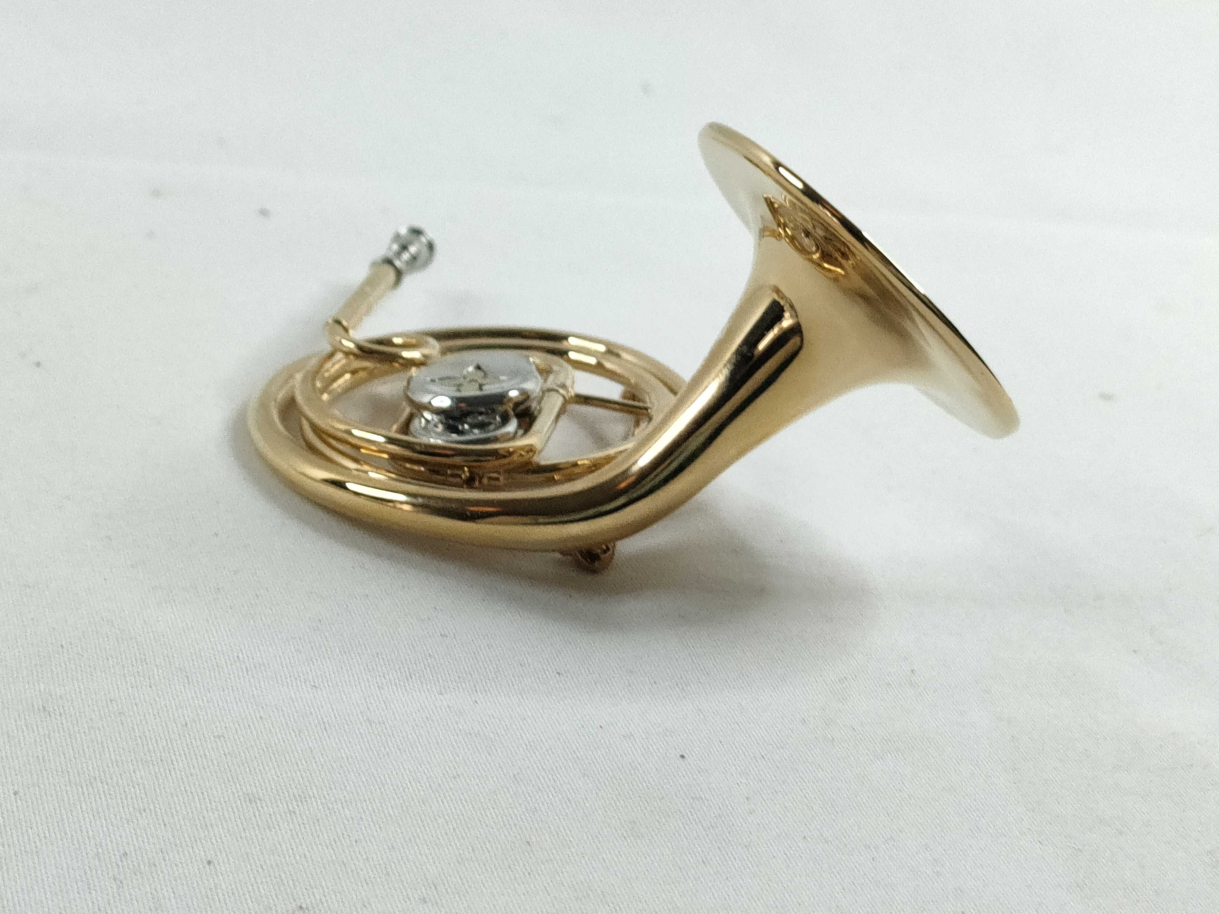 Symphony Brooch, Retail Price ¥229,900, M01441 Charm — view 4