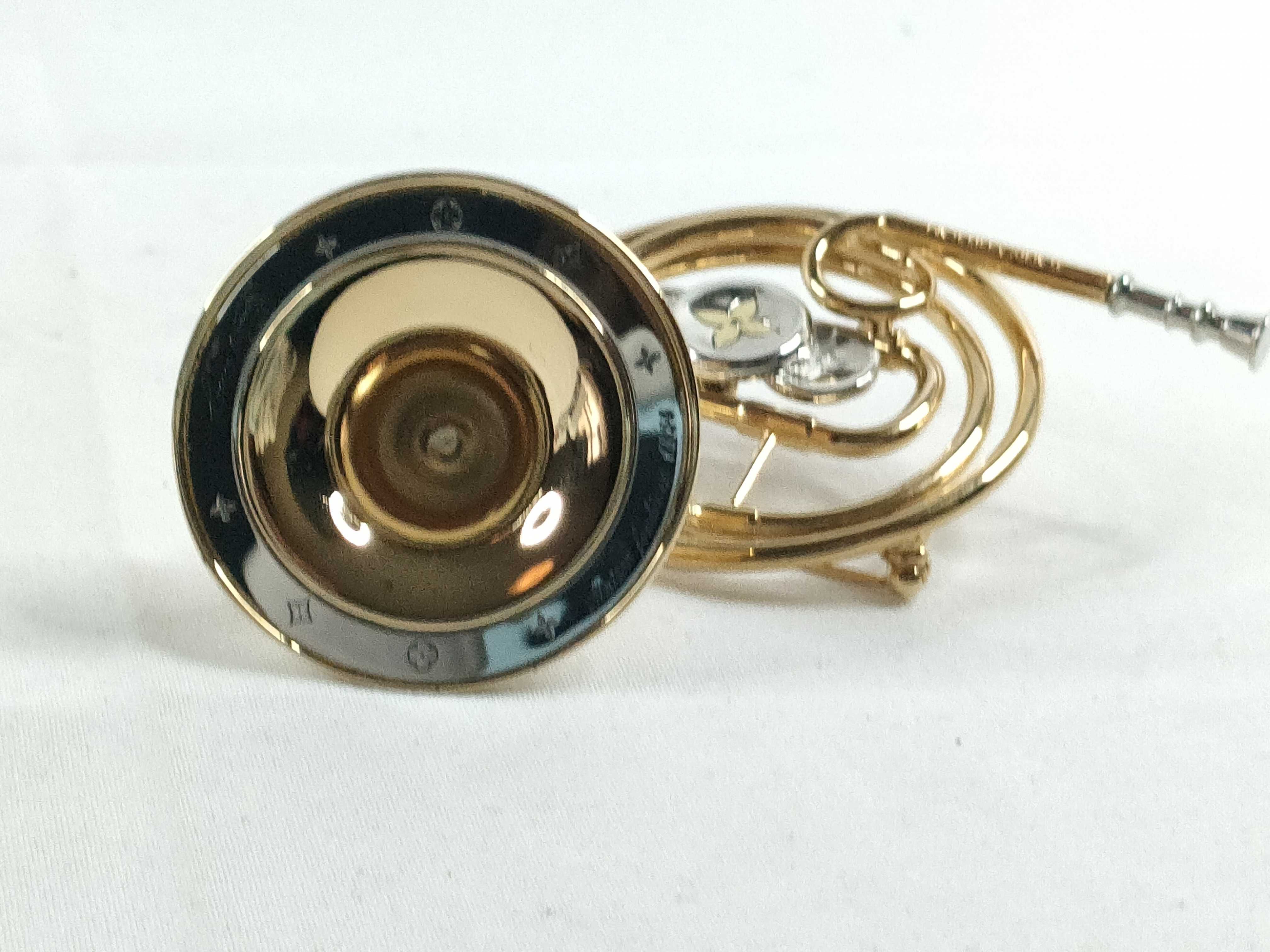 Symphony Brooch, Retail Price ¥229,900, M01441 Charm — view 5