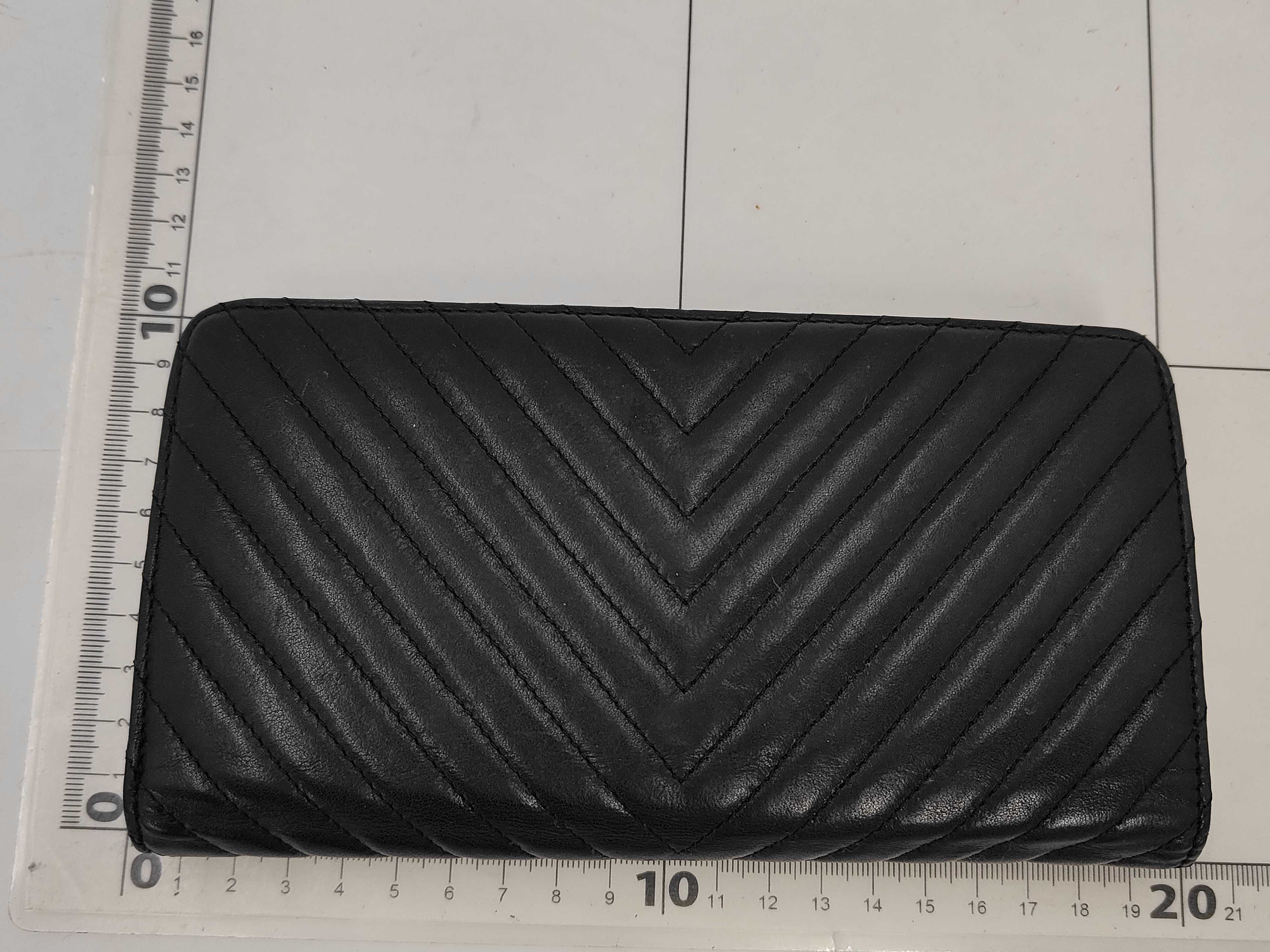 Chevron V-stitch Lambskin Wallet — view 2
