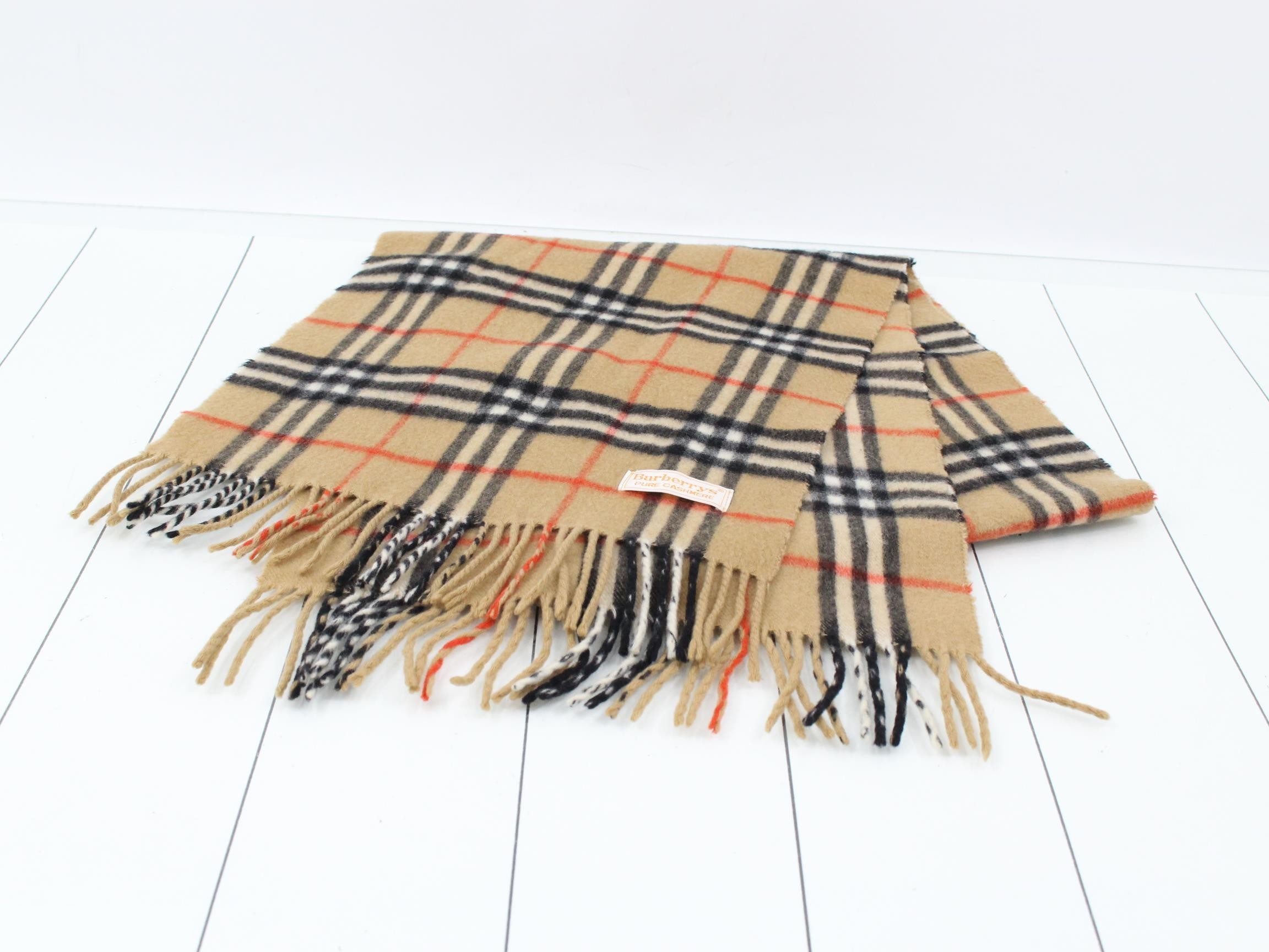 Other lines: Small items, accessories, and scarves — view 2