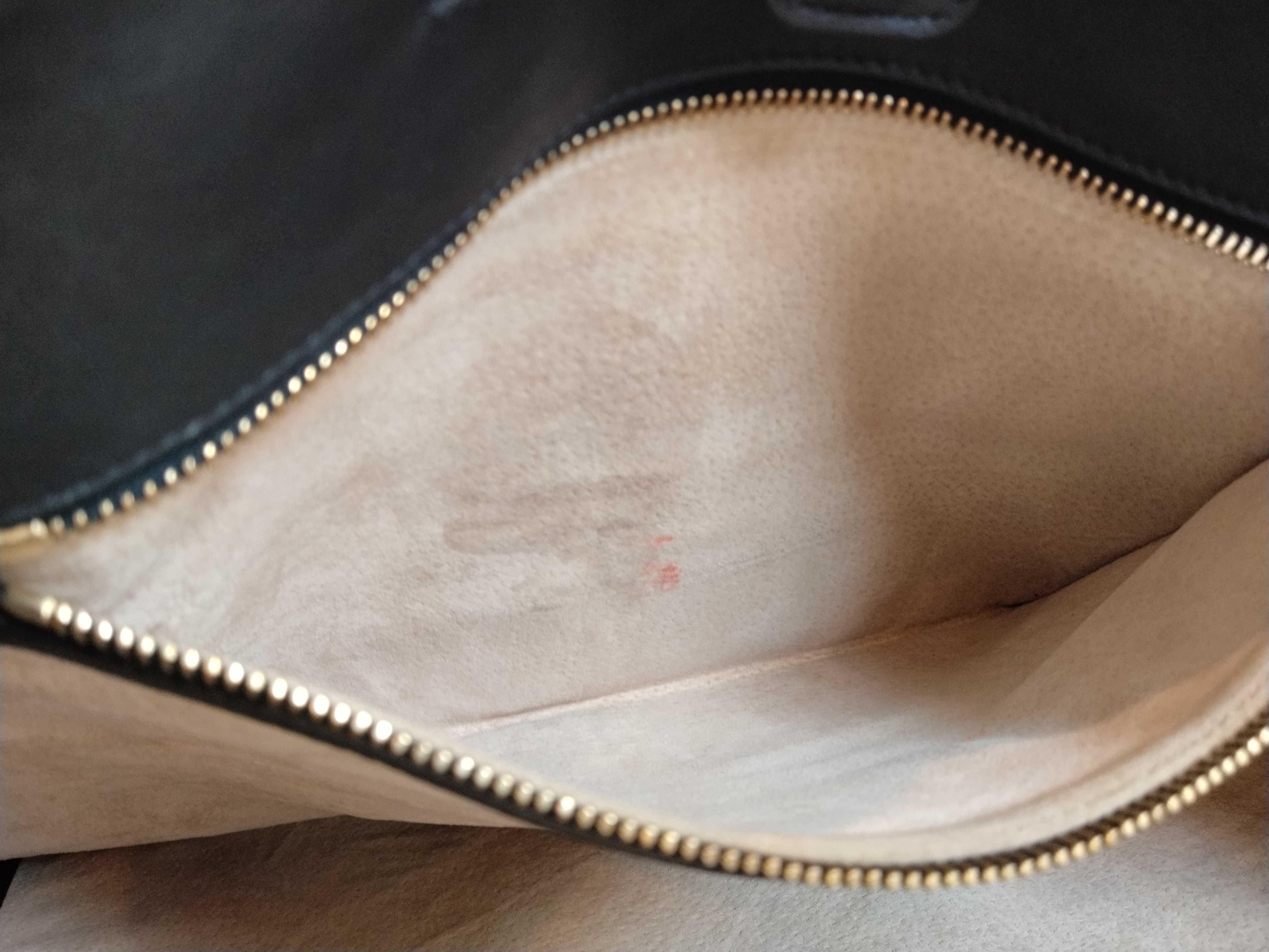 Soft Vitello Daino Shoulder Bag Tote Bag — view 13