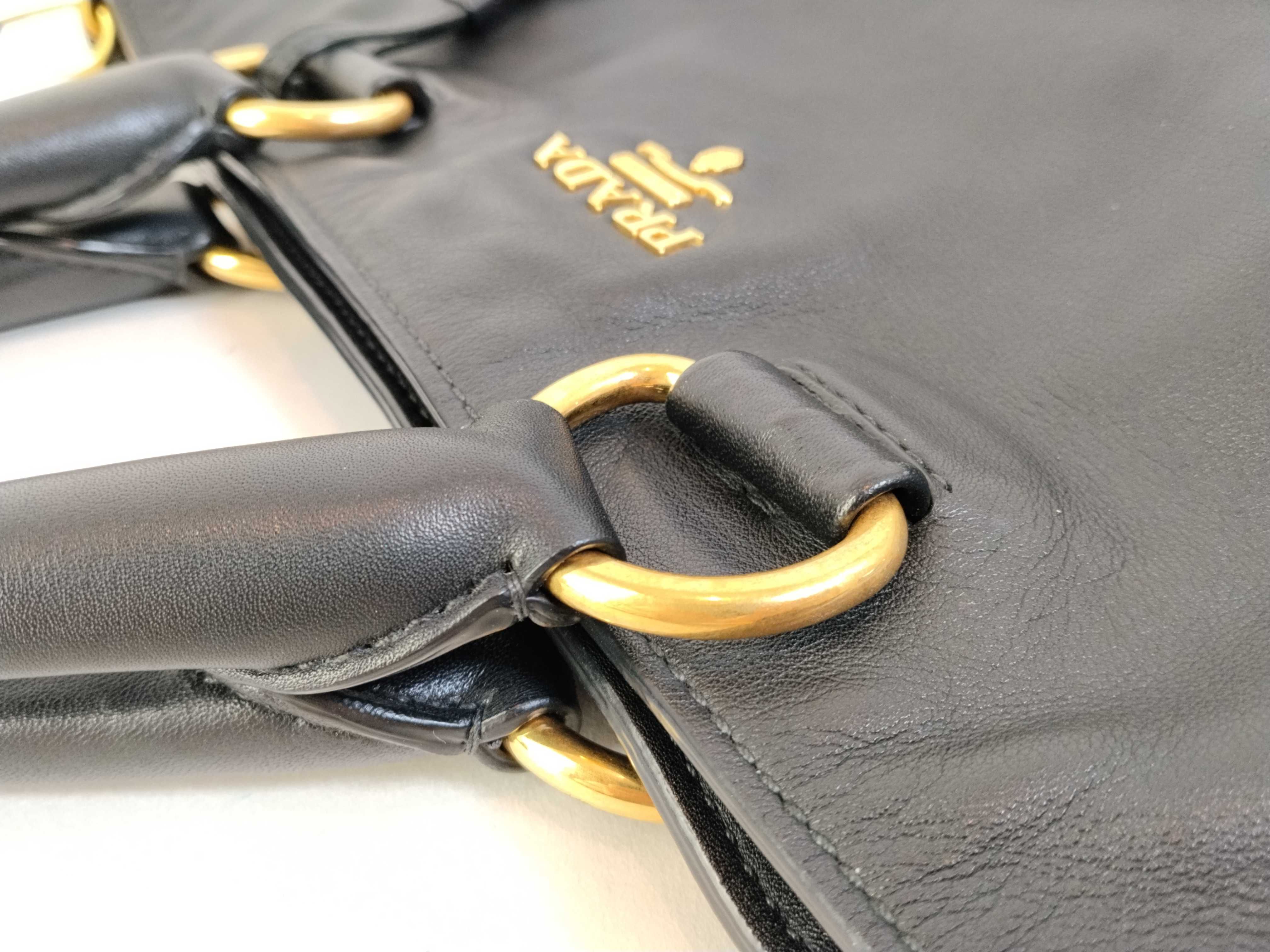 Soft Vitello Daino Shoulder Bag Tote Bag — view 5