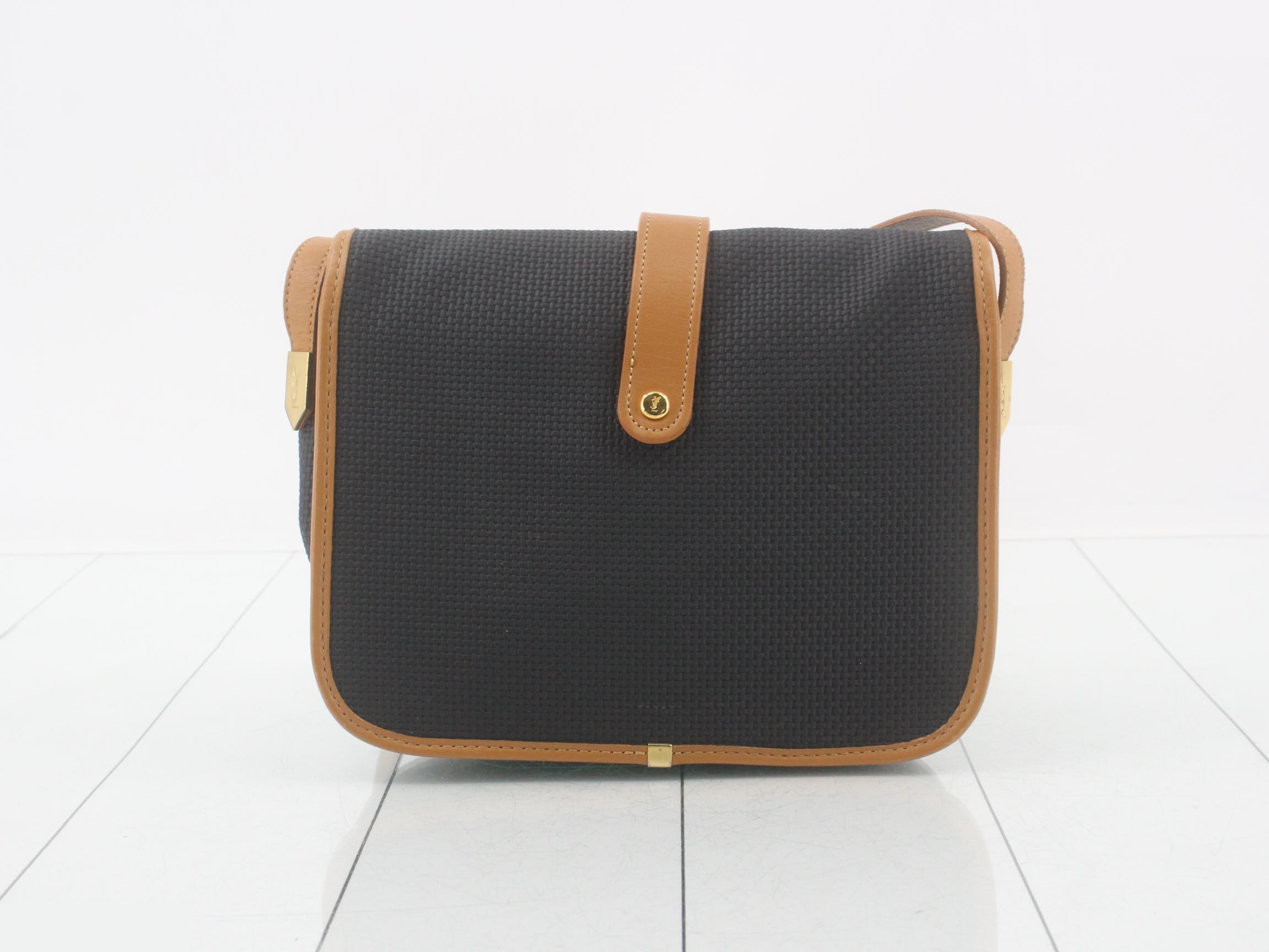 Old shoulder bag — view 2