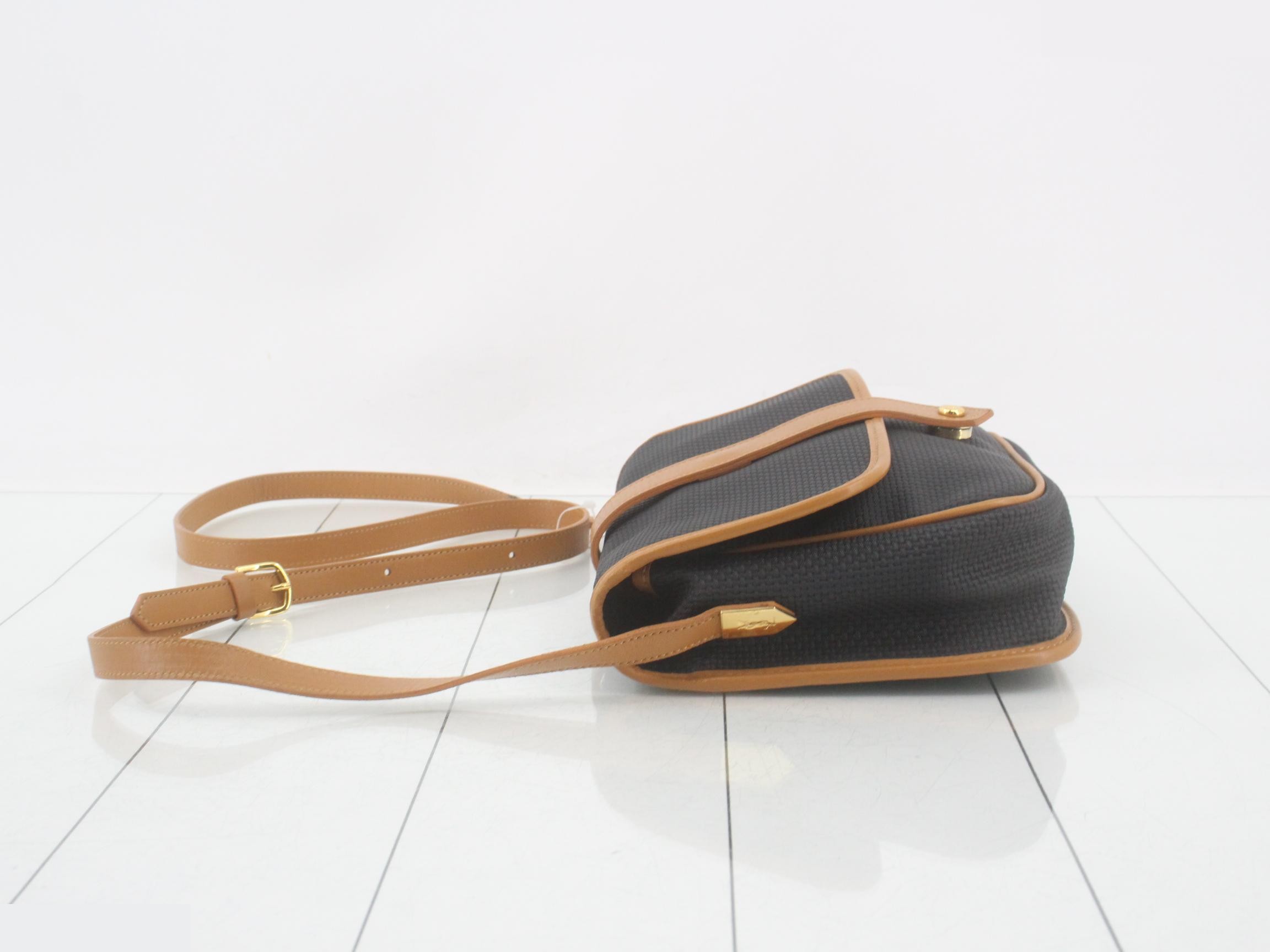 Old shoulder bag — view 4