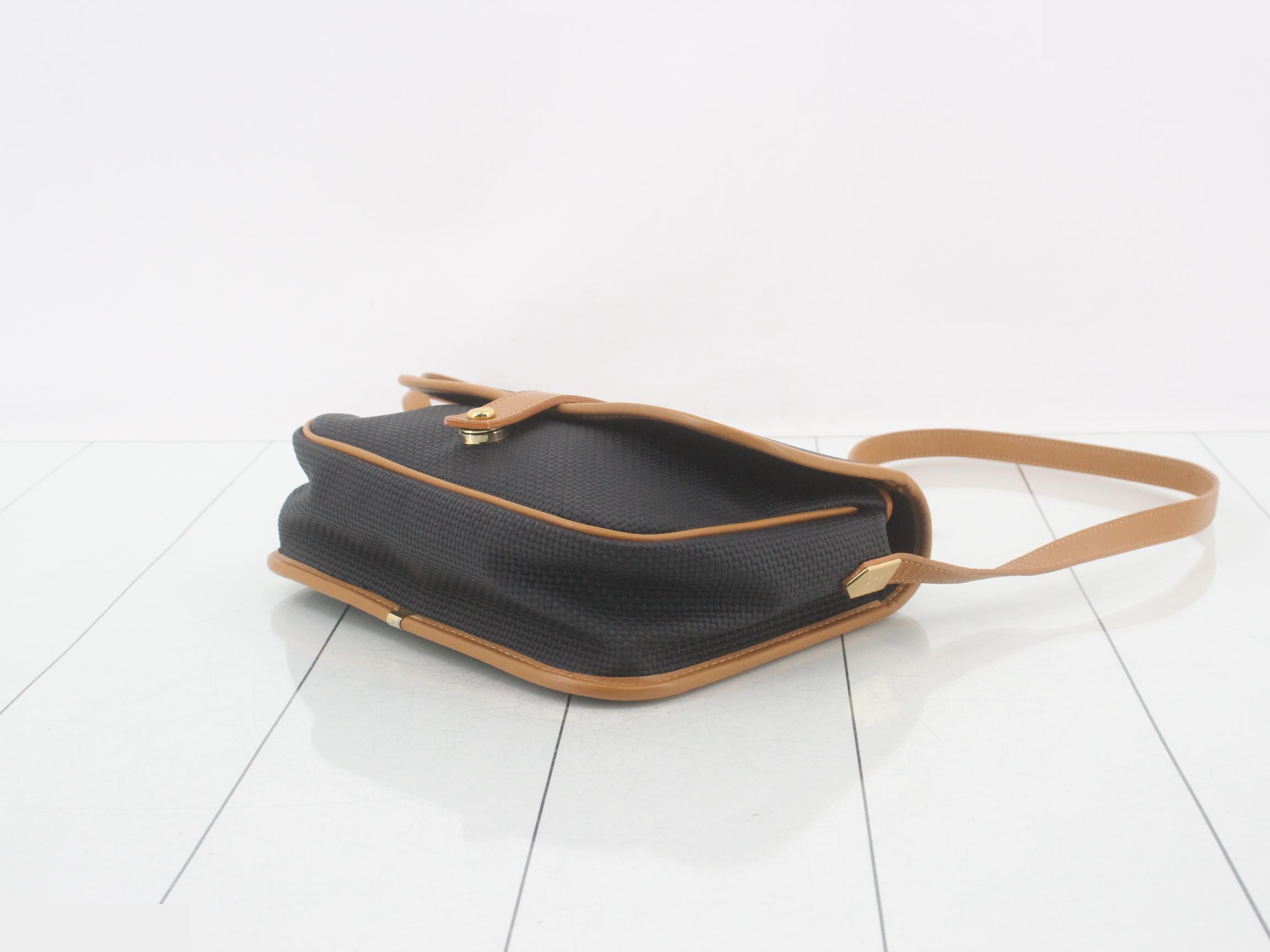 Old shoulder bag — view 6