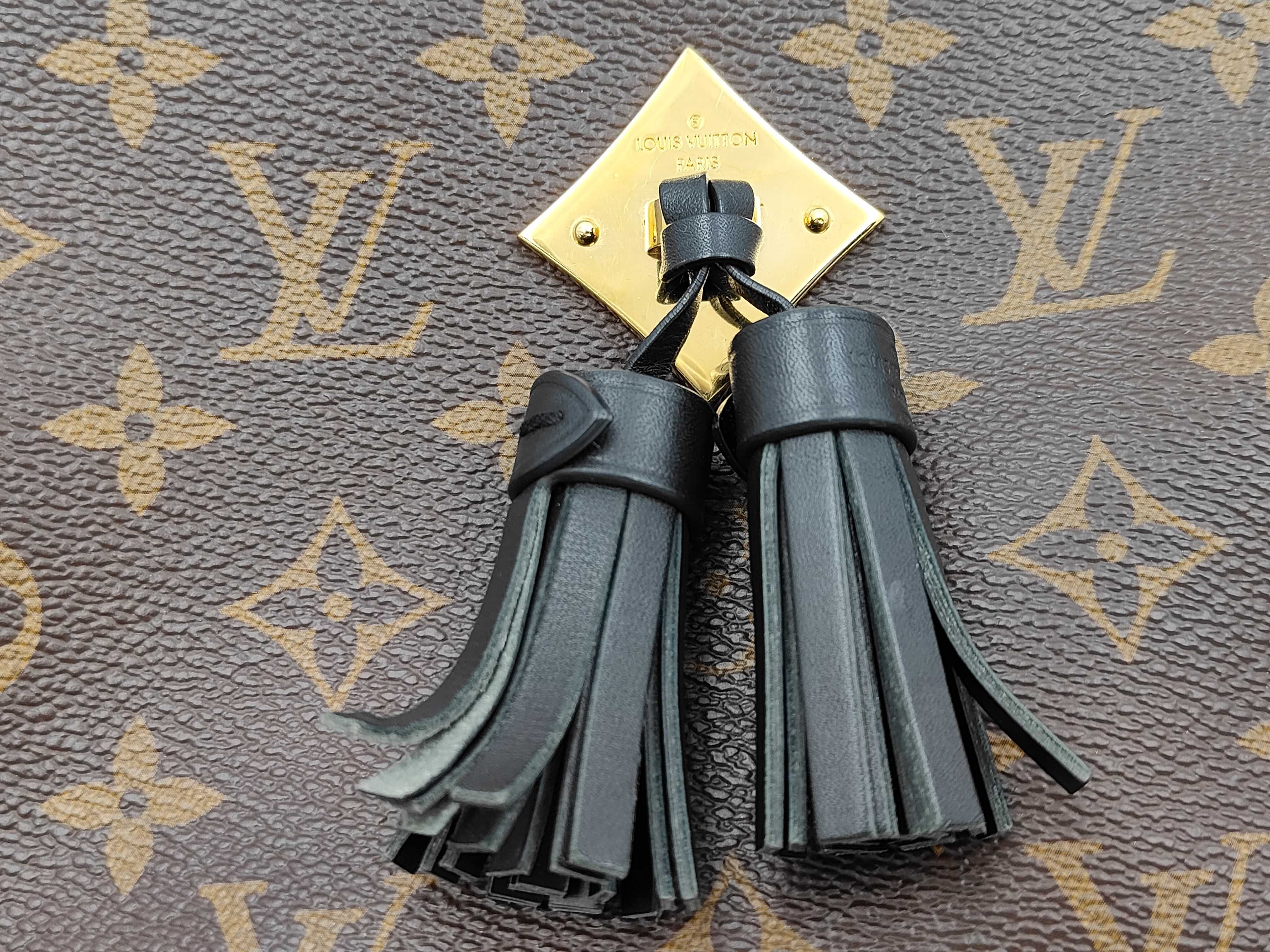Saint-Onge Black Shoulder Bag — view 14