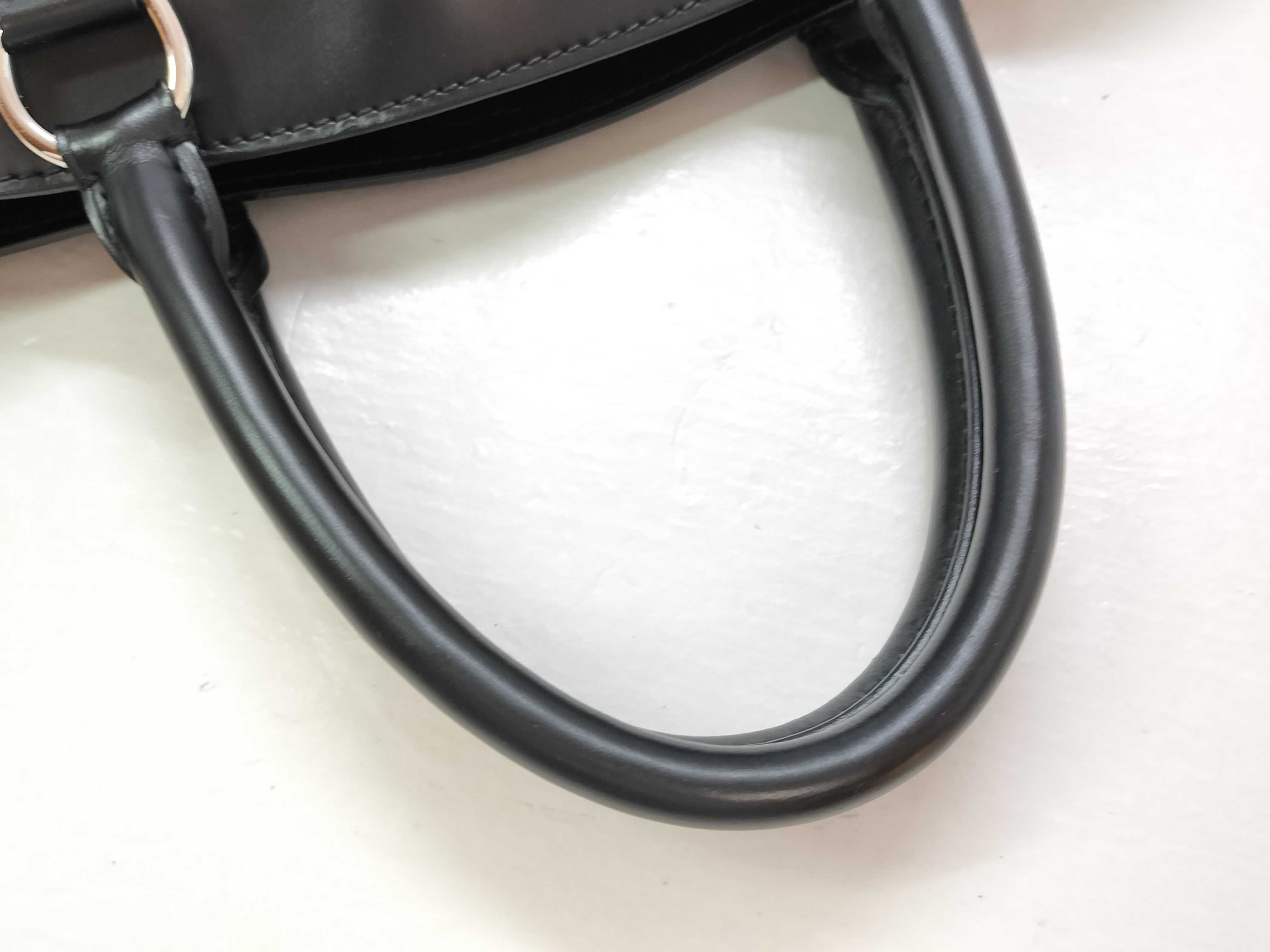 Epi Louis Vuitton Epi Pashy PM Leather Tote Bag Black Serial Handbag — view 3