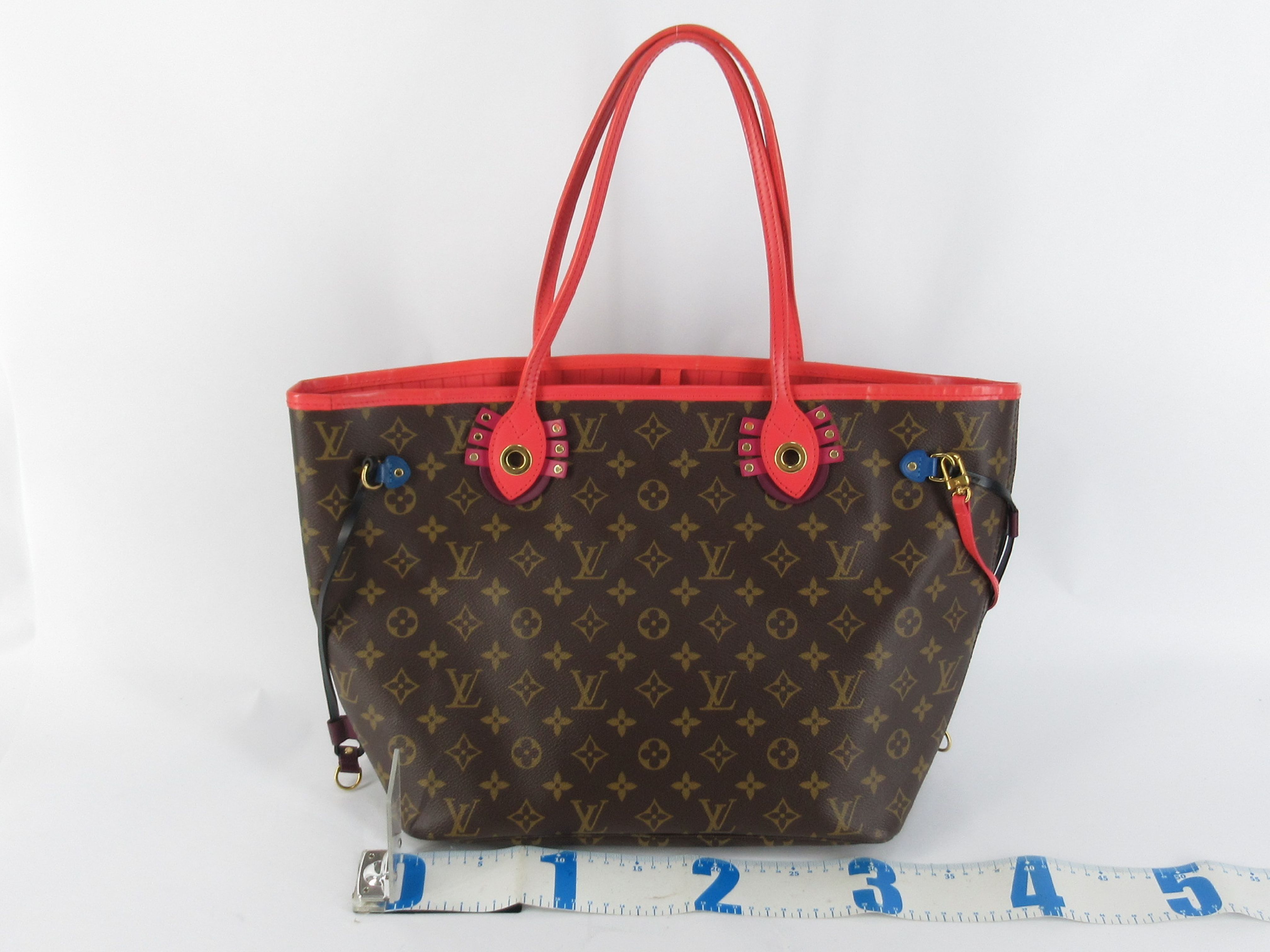 Monogram Louis Vuitton Neverfull Tote Bag — view 2