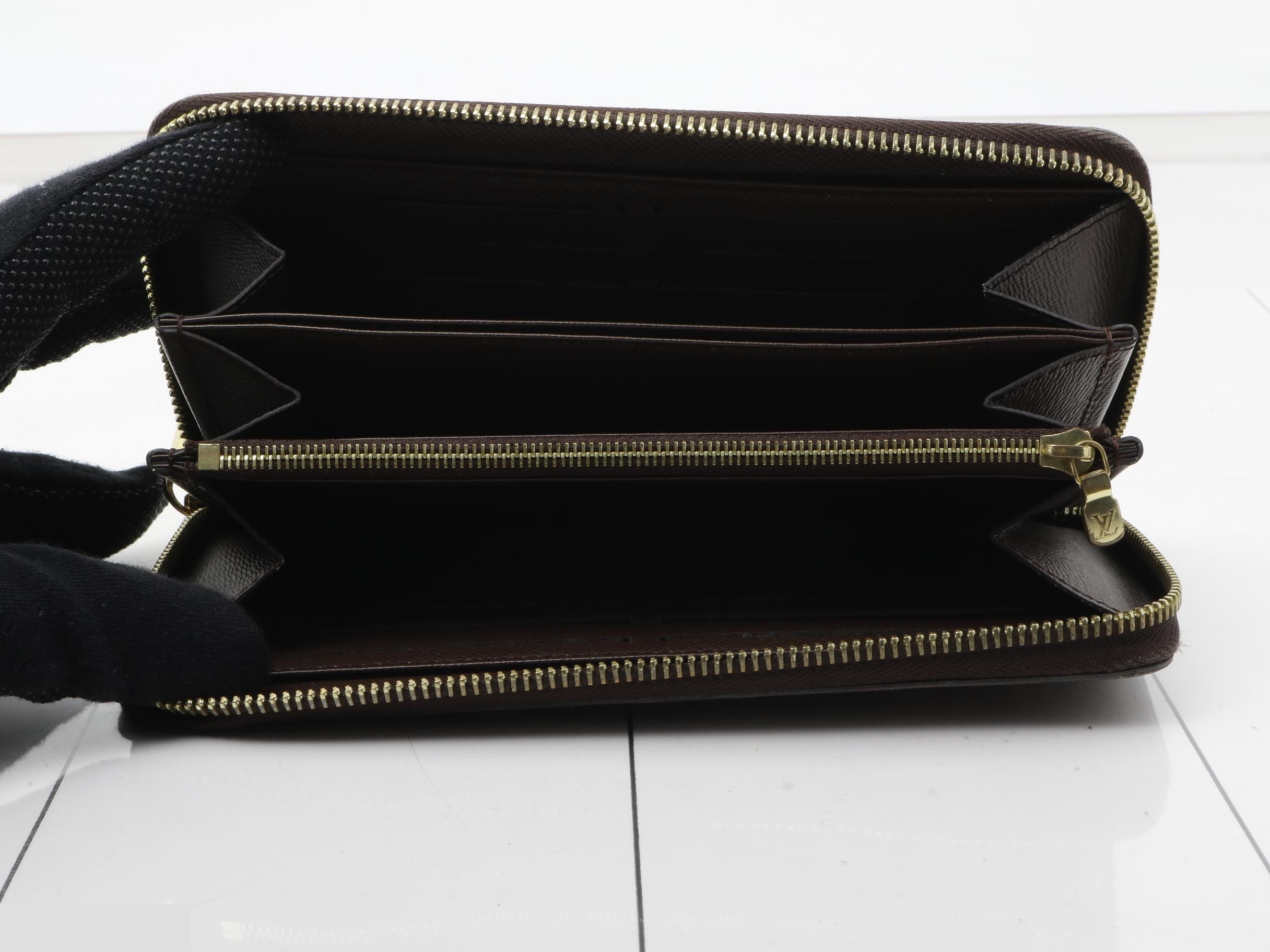 Zippy Wallet — view 4