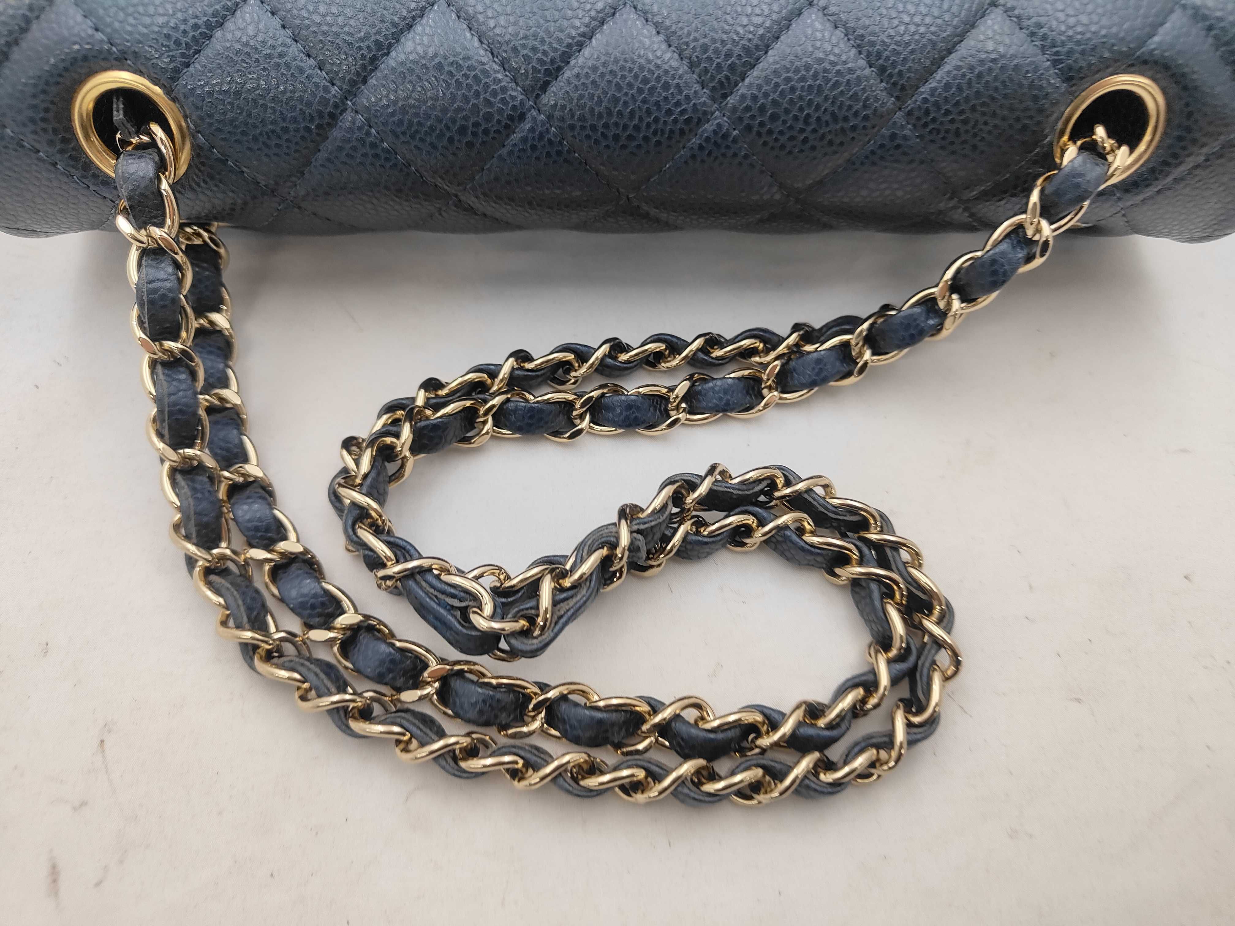 Matelassé 25 Double Flap Chain Shoulder Bag, Caviar Metallic Blue — view 3