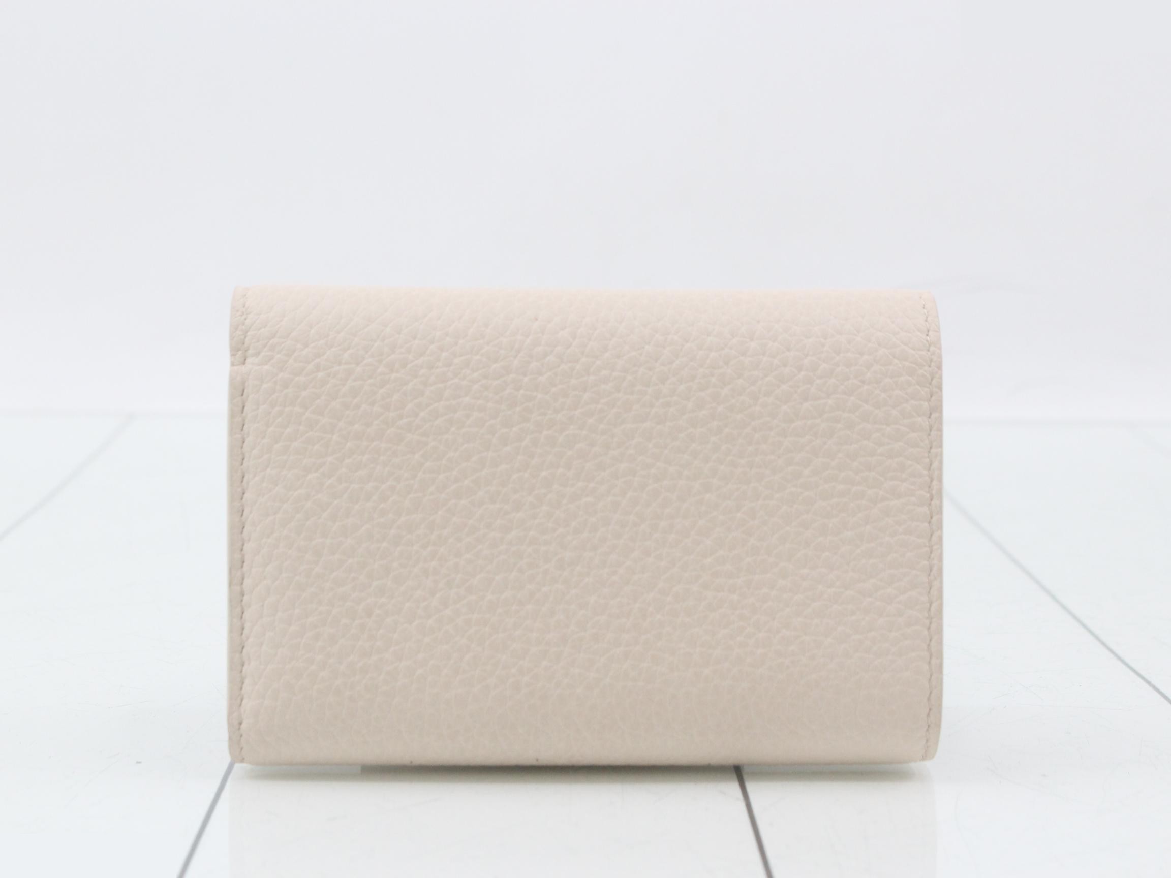 Capucines Compact — view 2