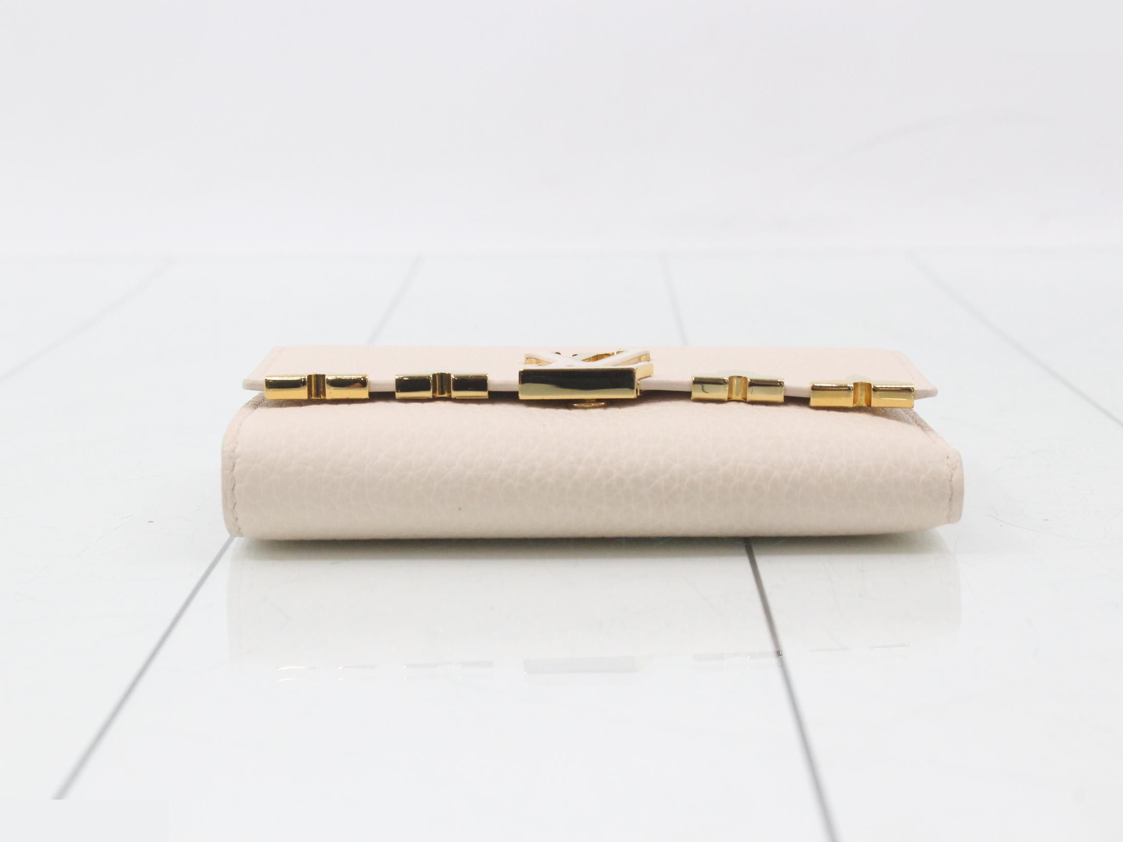 Capucines Compact — view 3