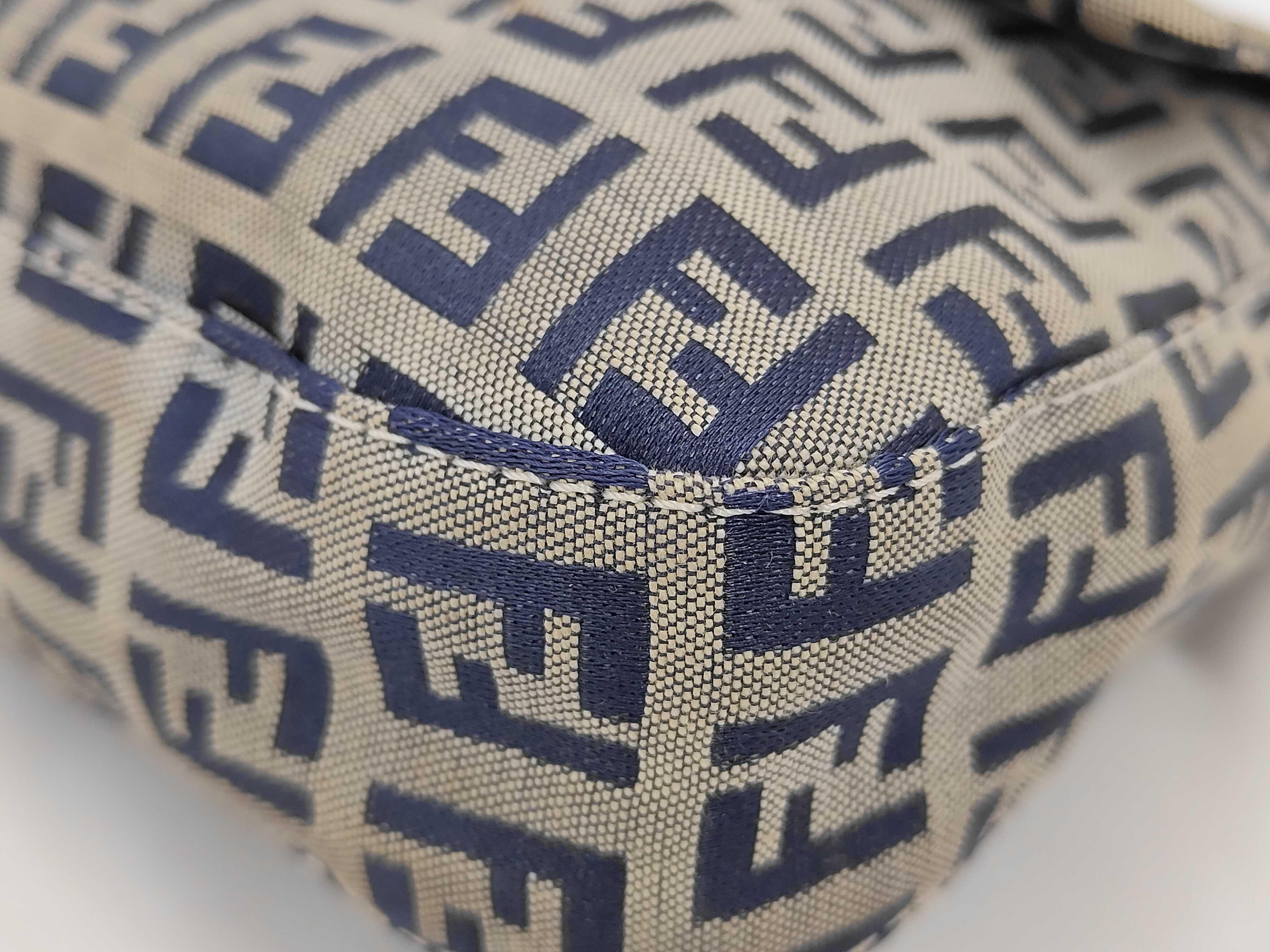 Zucchino Mamma Bucket Shoulder Bag — view 3