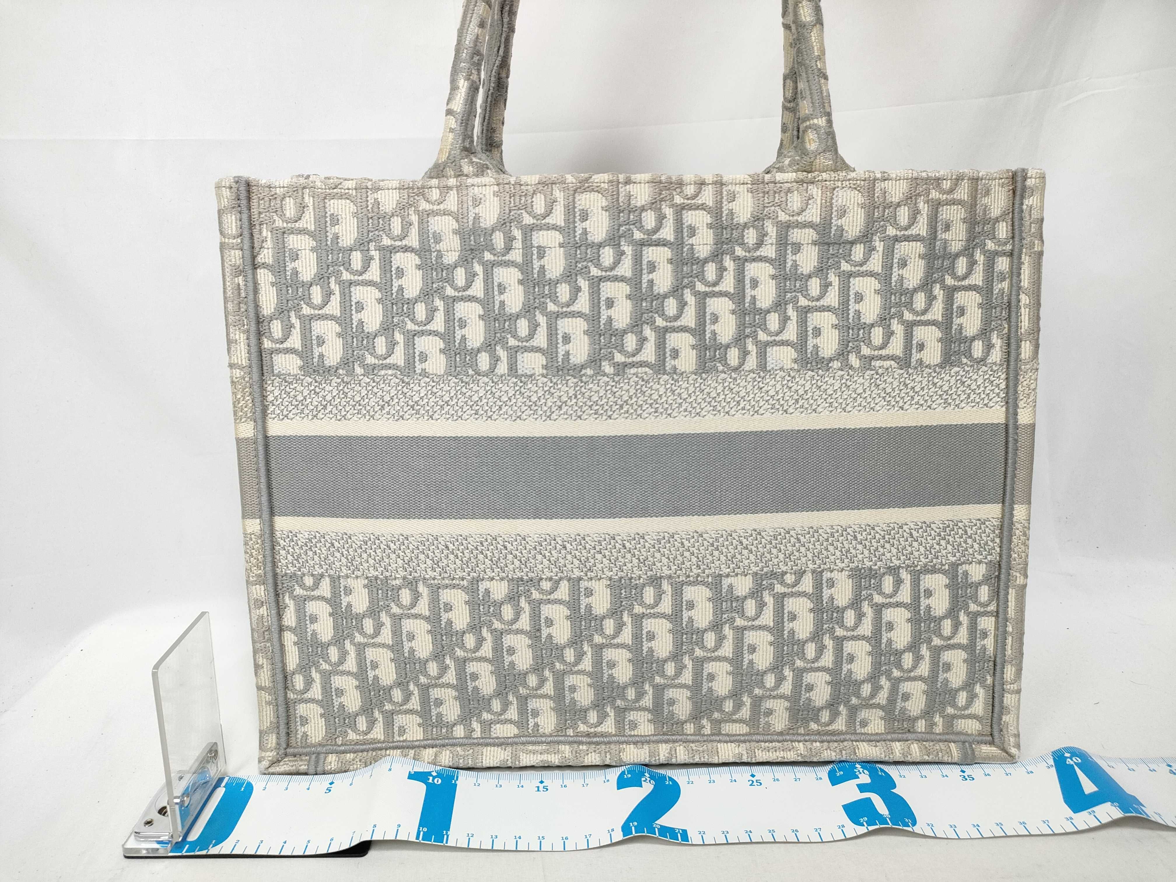 Oblique Book Tote Medium Tote Bag — view 2