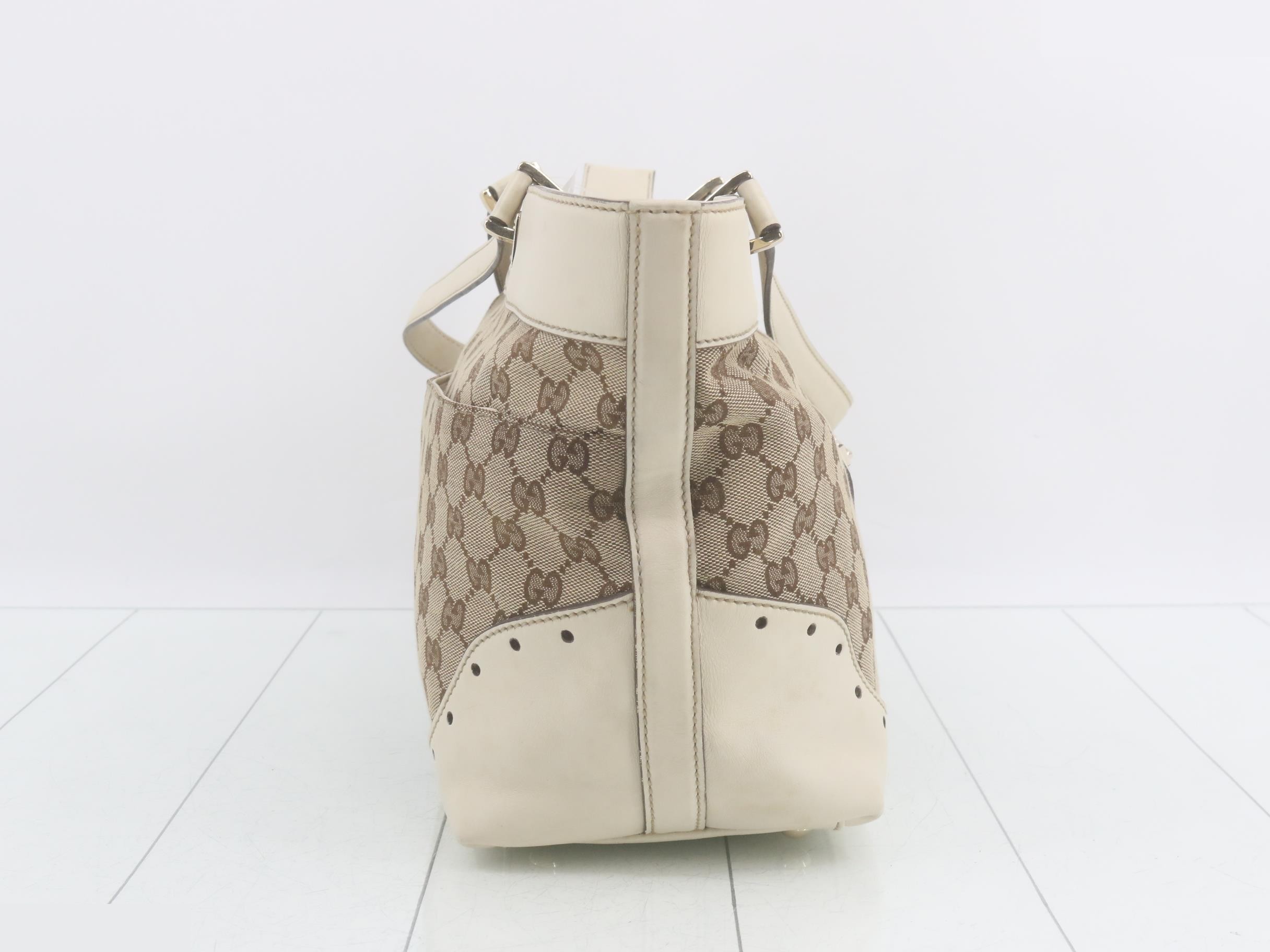 GG Canvas Horsebit Shoulder Bag — view 4