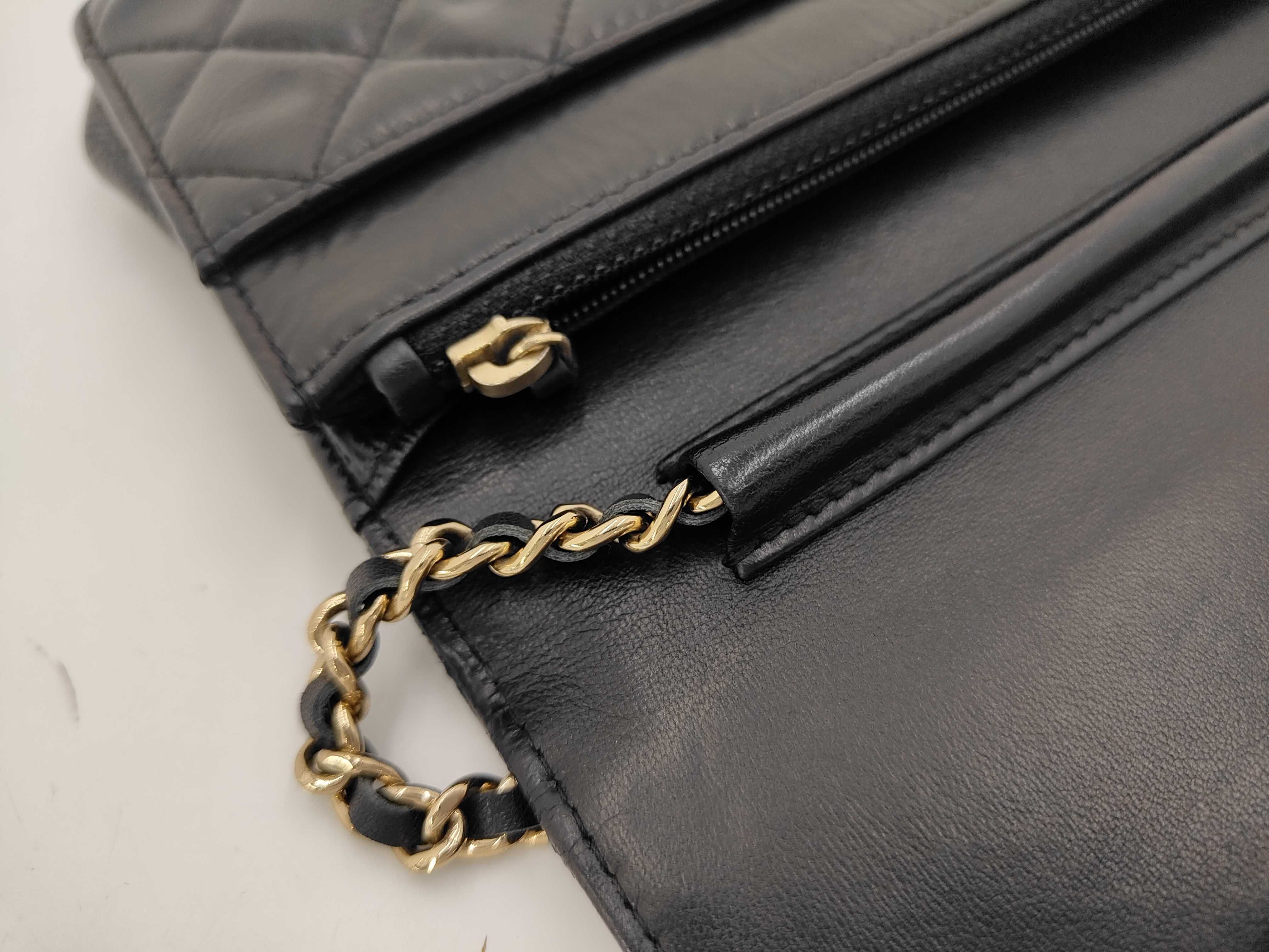 Matelassé Gold Hardware Pearl Chain Wallet Black (Serial Number 27) Shoulder Bag — view 7