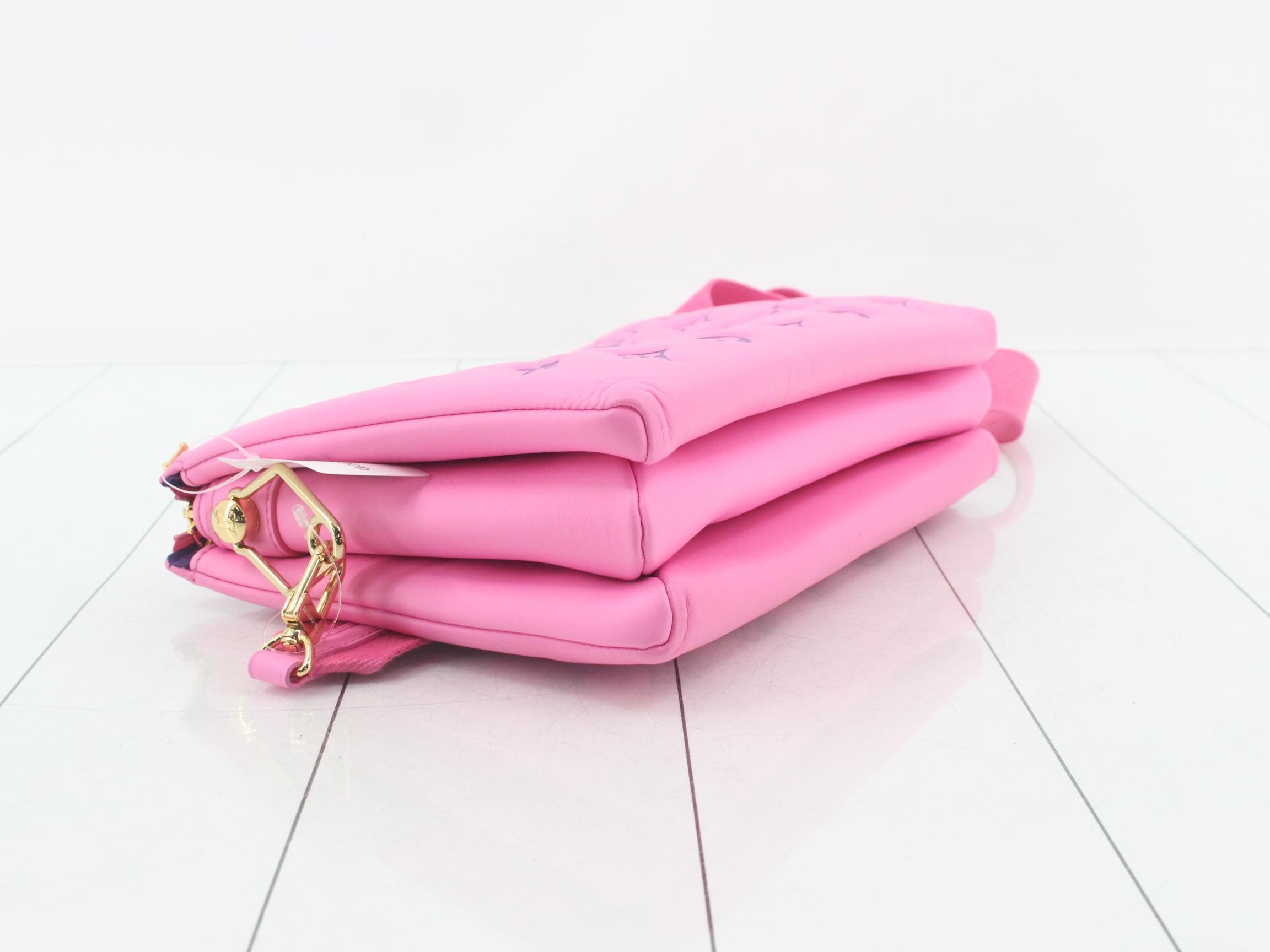 M58628 Lambskin 3-way Cushion Pink — view 5