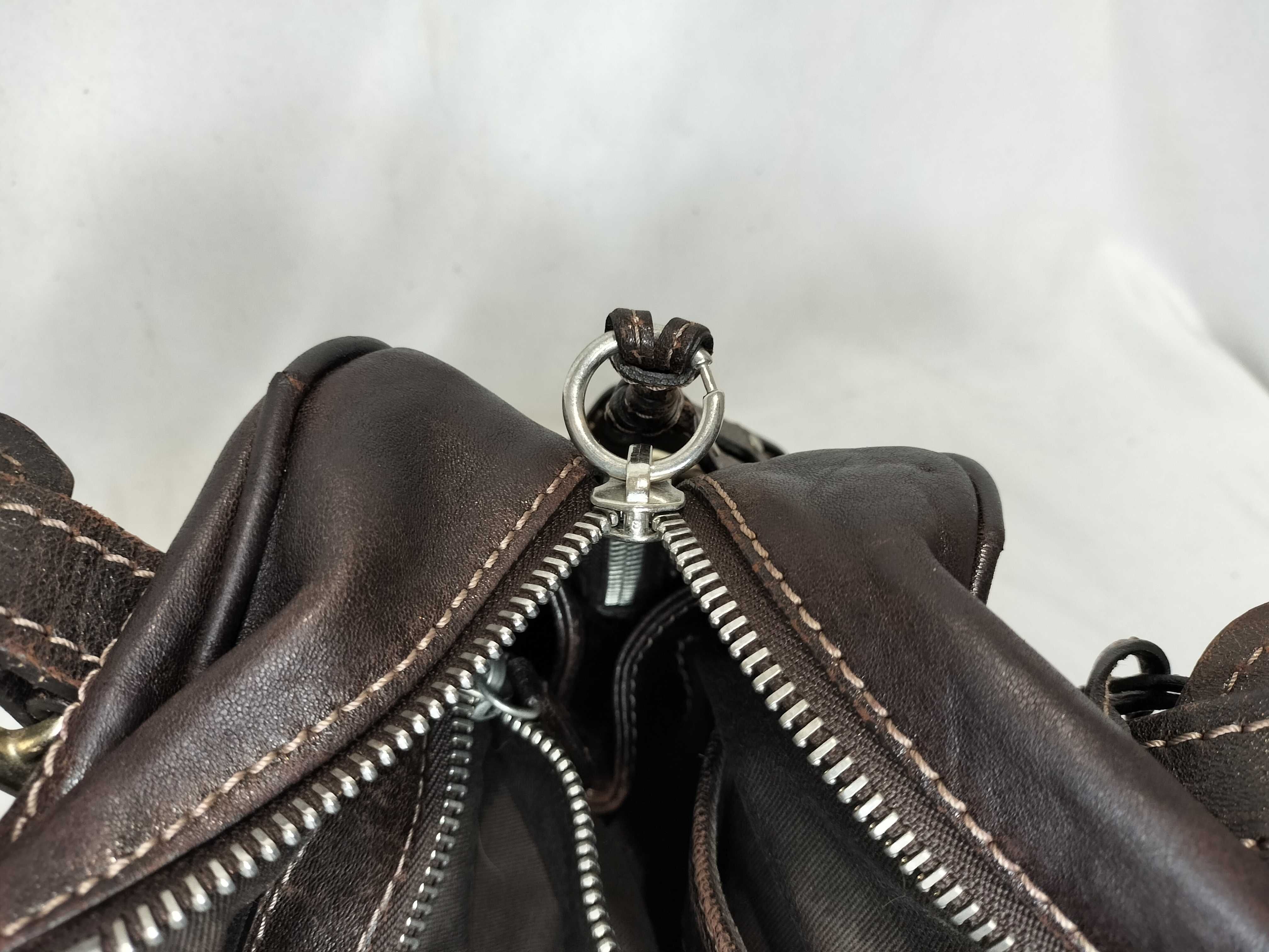 Paddington handbag with padlock and key — view 13