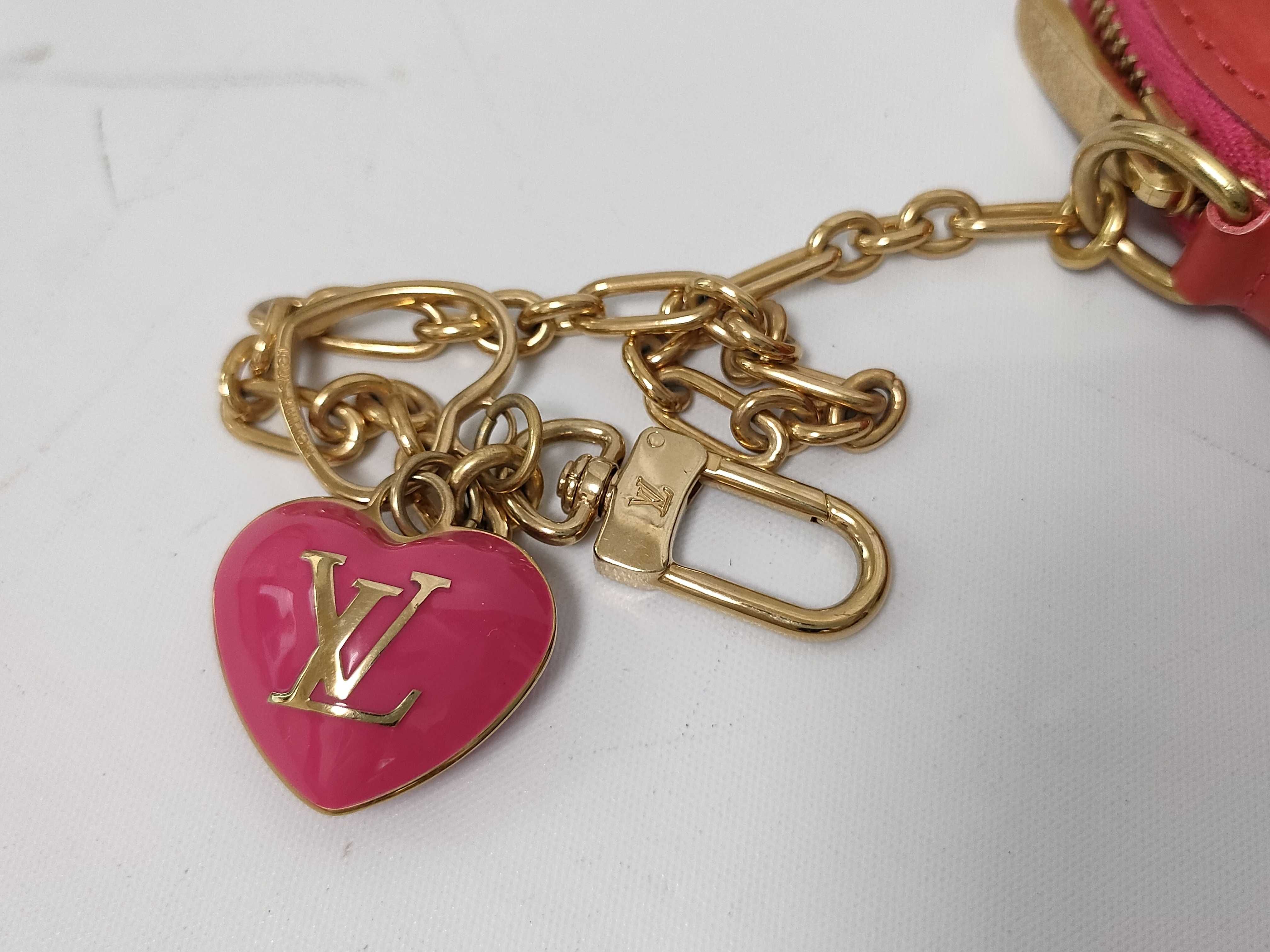 Vernis Vuitton Vernis Portemonnaie Coeur M93562 TH4078 Coin Case — view 3